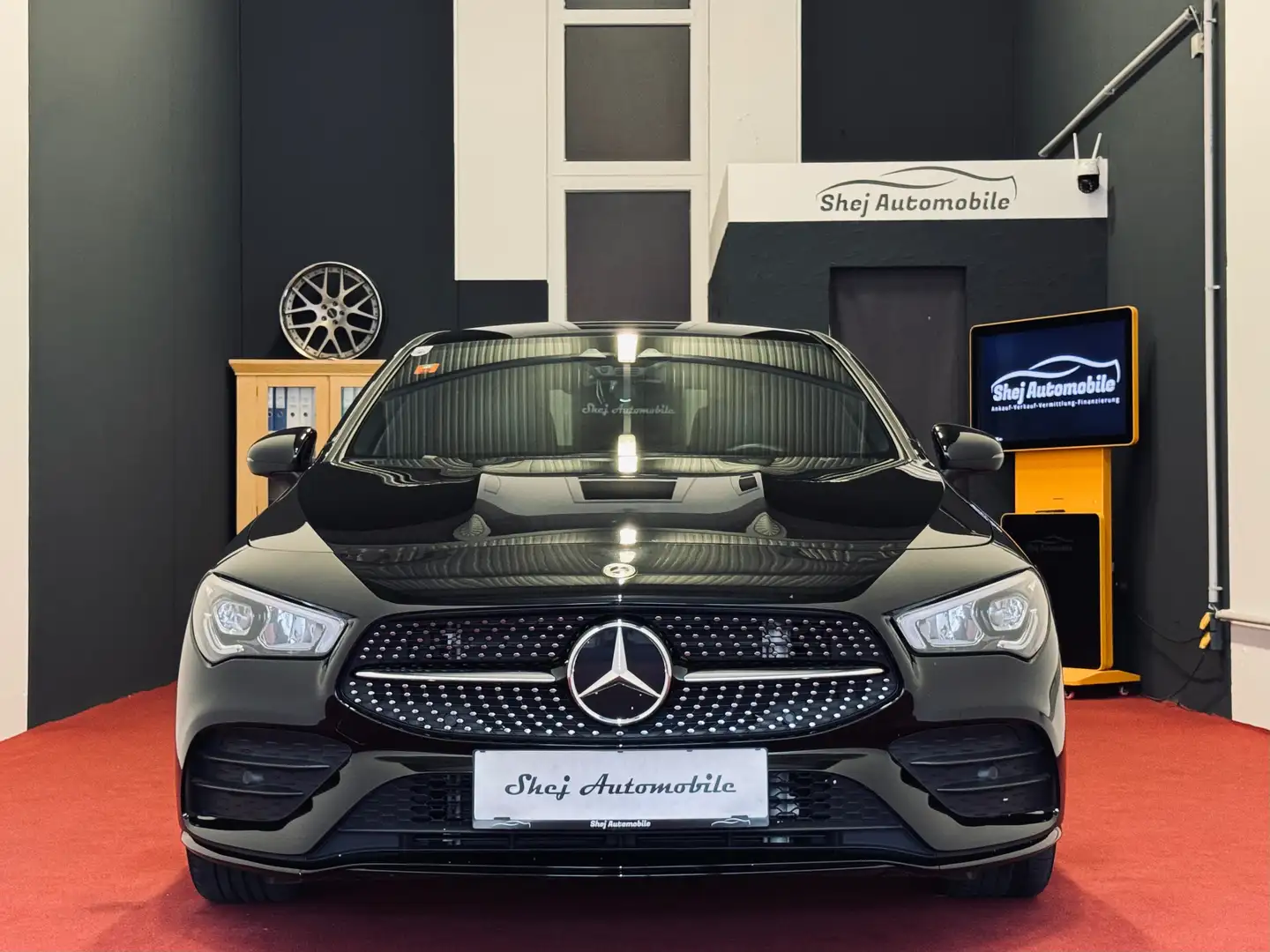 Mercedes-Benz CLA 200 CLA 200 d 4Matic*AMG-LINE* Schwarz - 2
