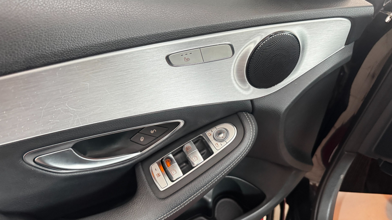 Mercedes-Benz C 250 CGI T — photo 12