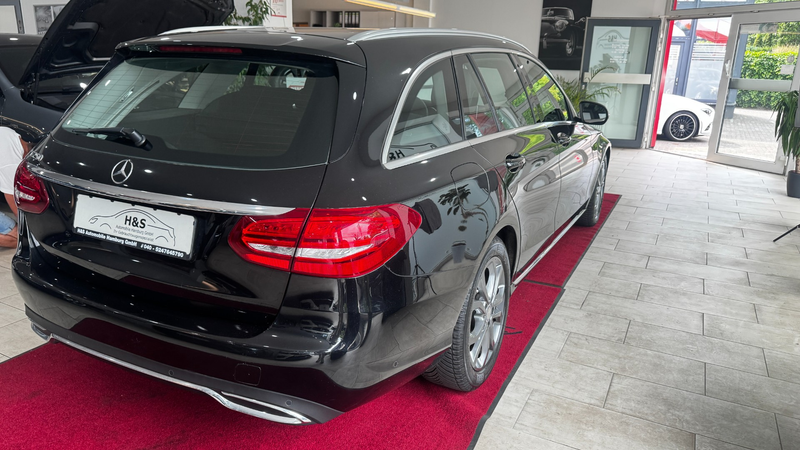 Mercedes-Benz C 250 CGI T — photo 4