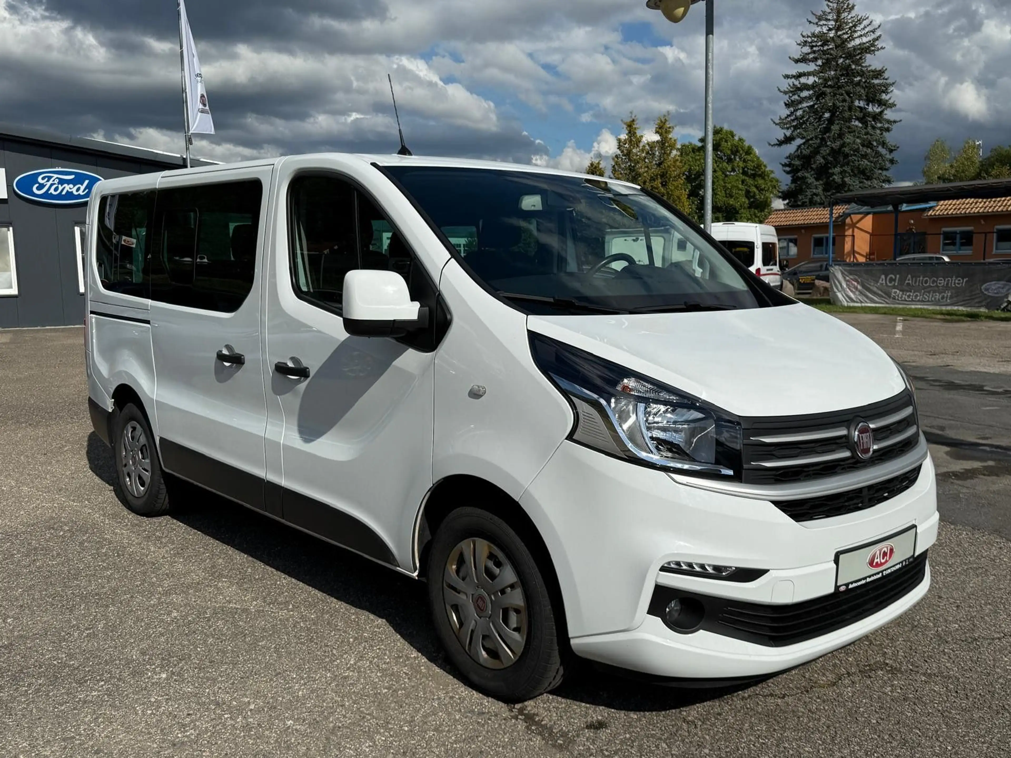 Fiat Talento Kombi L1H1 Family 8 Sitzer Navi/Kamera — photo 3