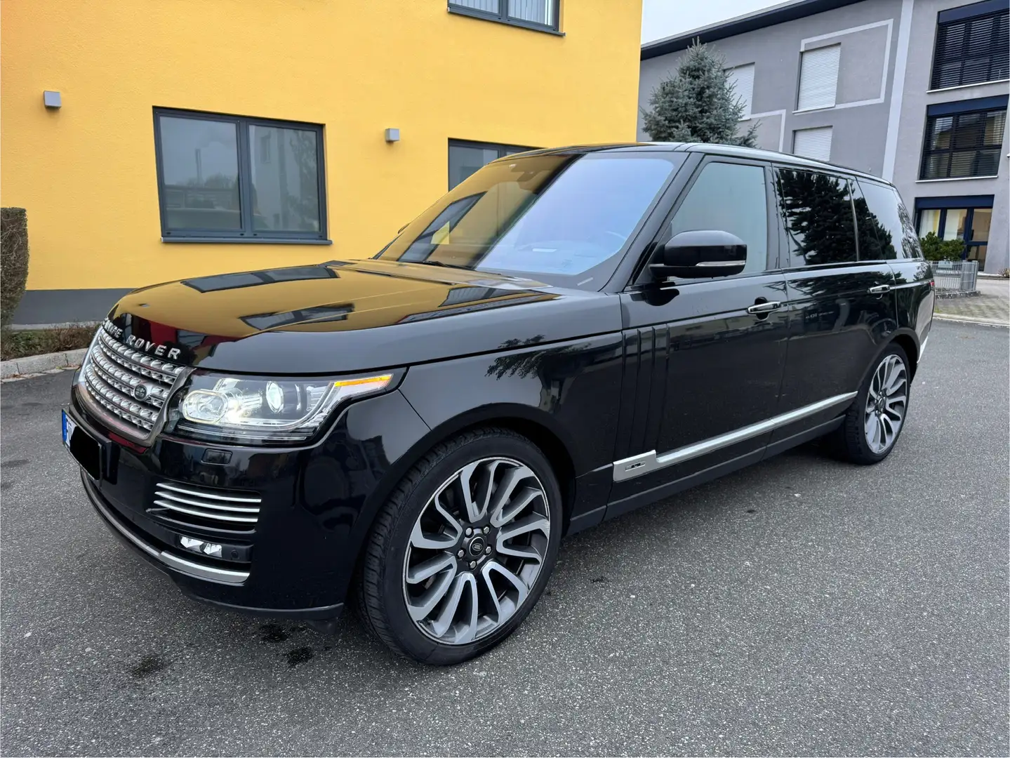 Land Rover Range Rover SDV8 langer Radstand SVAutobiography Schwarz - 2