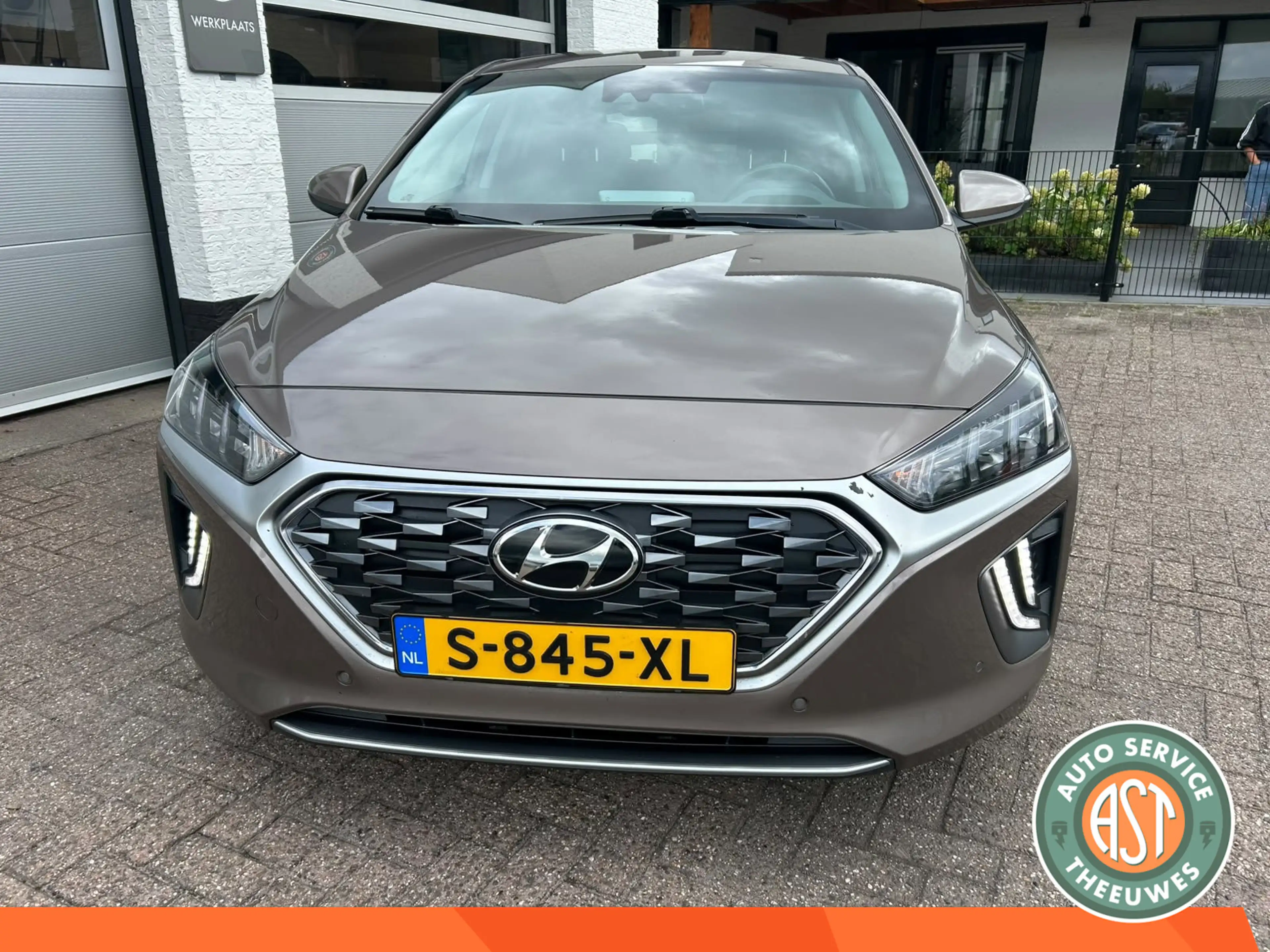 Hyundai IONIQ 1.6 GDi Premium HYBRID|LEER|NAVI|CARPLAY|CAMERA — photo 2