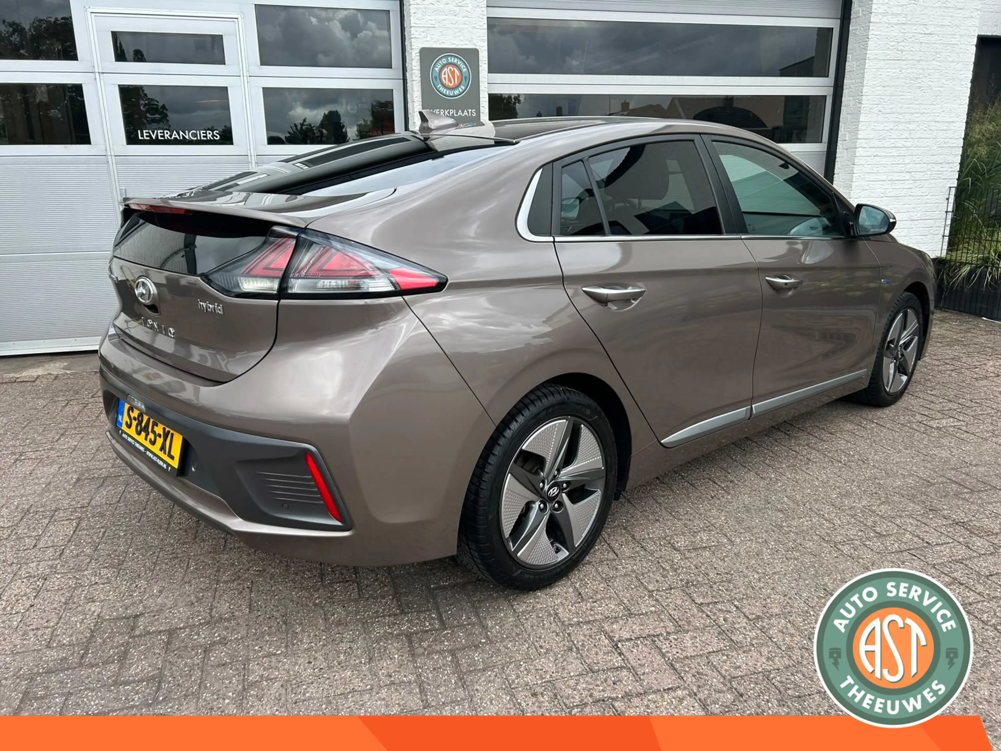 Hyundai IONIQ 1.6 GDi Premium HYBRID|LEER|NAVI|CARPLAY|CAMERA — photo 7