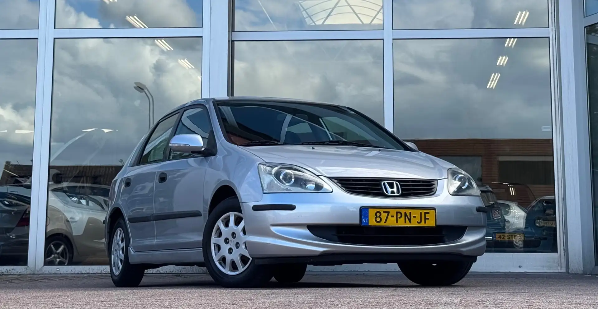 Honda Civic 1.4i LS Automaat Airco 5-drs APK 6-8-2026 Trekhaak Grijs - 2