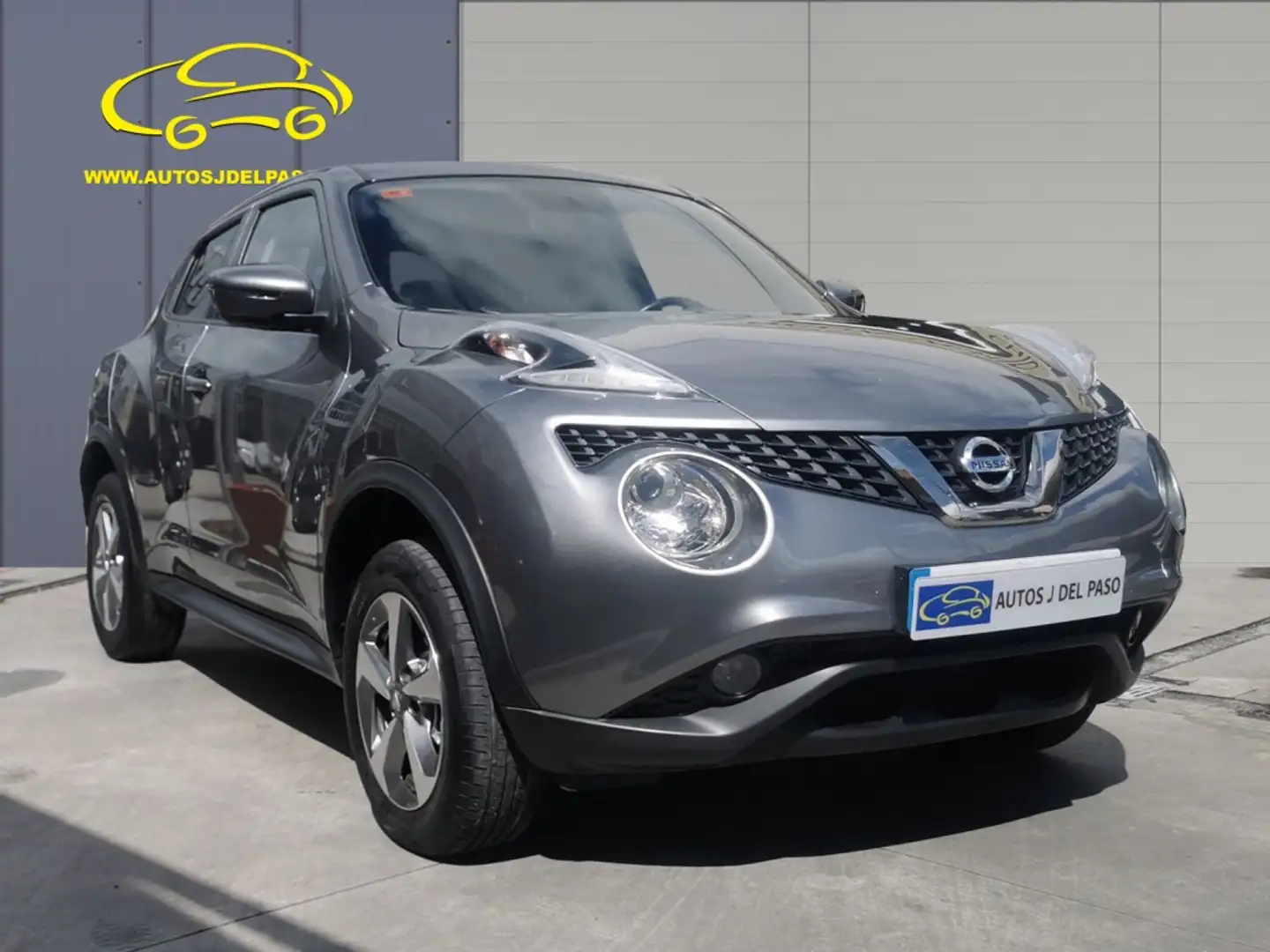Nissan Juke 1.6 Acenta 4x2 112 Gris - 2