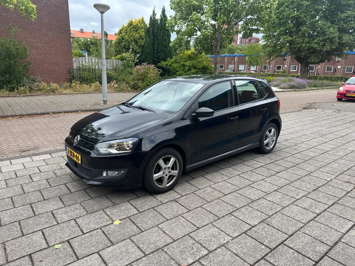 Volkswagen Polo 1.4 TDI BlueMotion 5drs Euro 6 Adaptive Cruise Zwart - 1