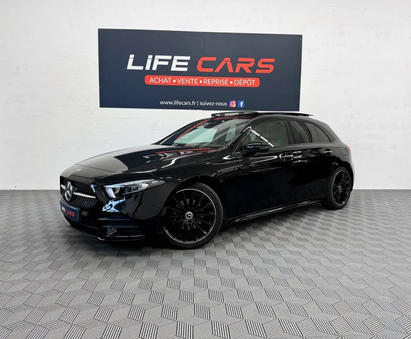 Mercedes-Benz A 180 180 136ch AMG Line toit ouvrant - lumière d'ambian Zwart - 2