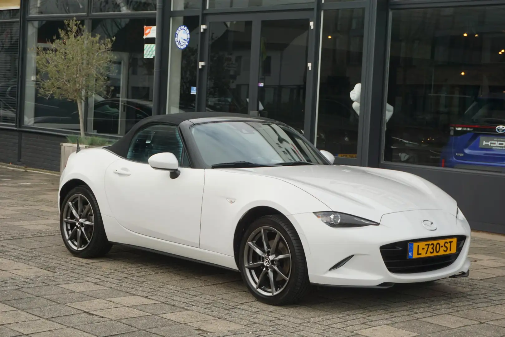 Mazda MX-5 2.0 SkyActiv-G 160 GT-M Wit - 1