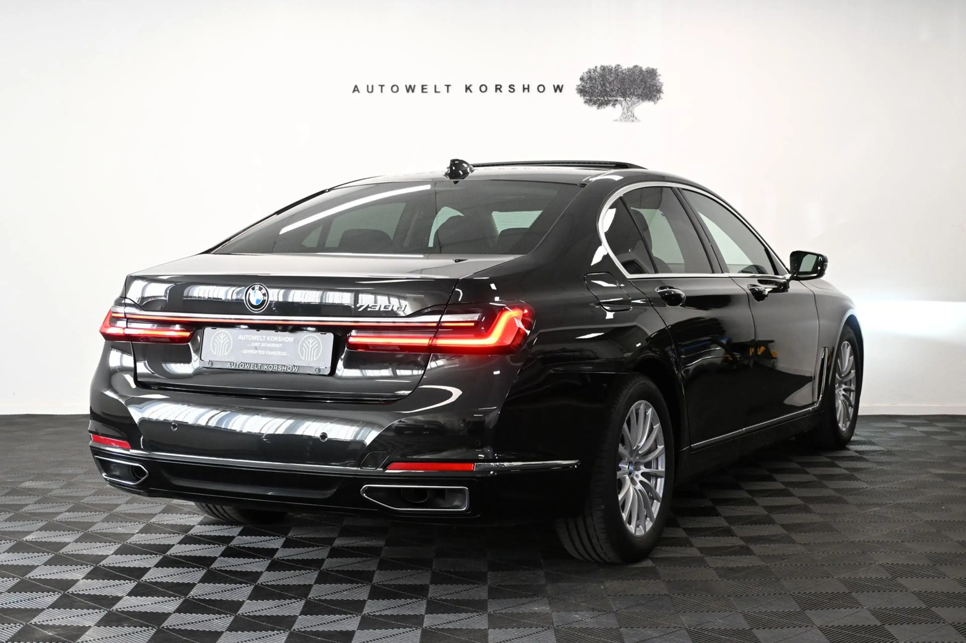 BMW 730 d *HUD*MASSAGE*SOFTCLOSE*360°*4x SHZ*LASER* — photo 9