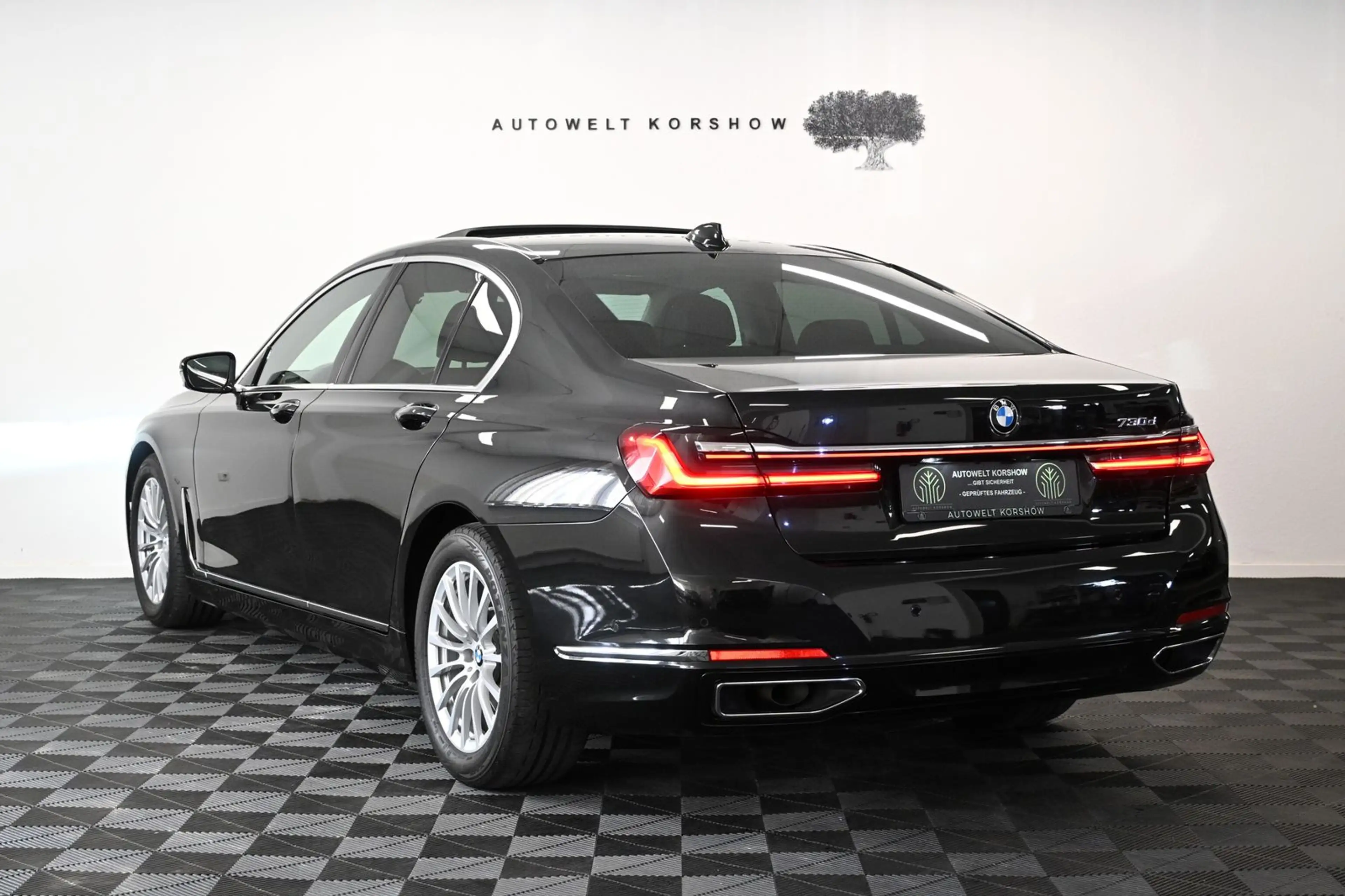 BMW 730 d *HUD*MASSAGE*SOFTCLOSE*360°*4x SHZ*LASER* — photo 10