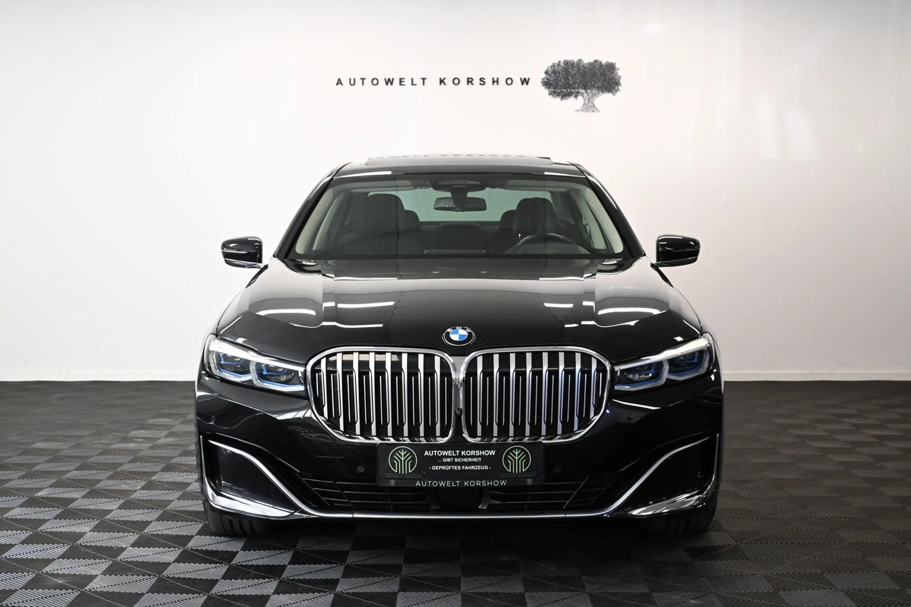 BMW 730 d *HUD*MASSAGE*SOFTCLOSE*360°*4x SHZ*LASER* — photo 2
