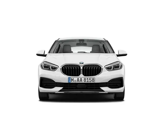 BMW 1 Series view 5