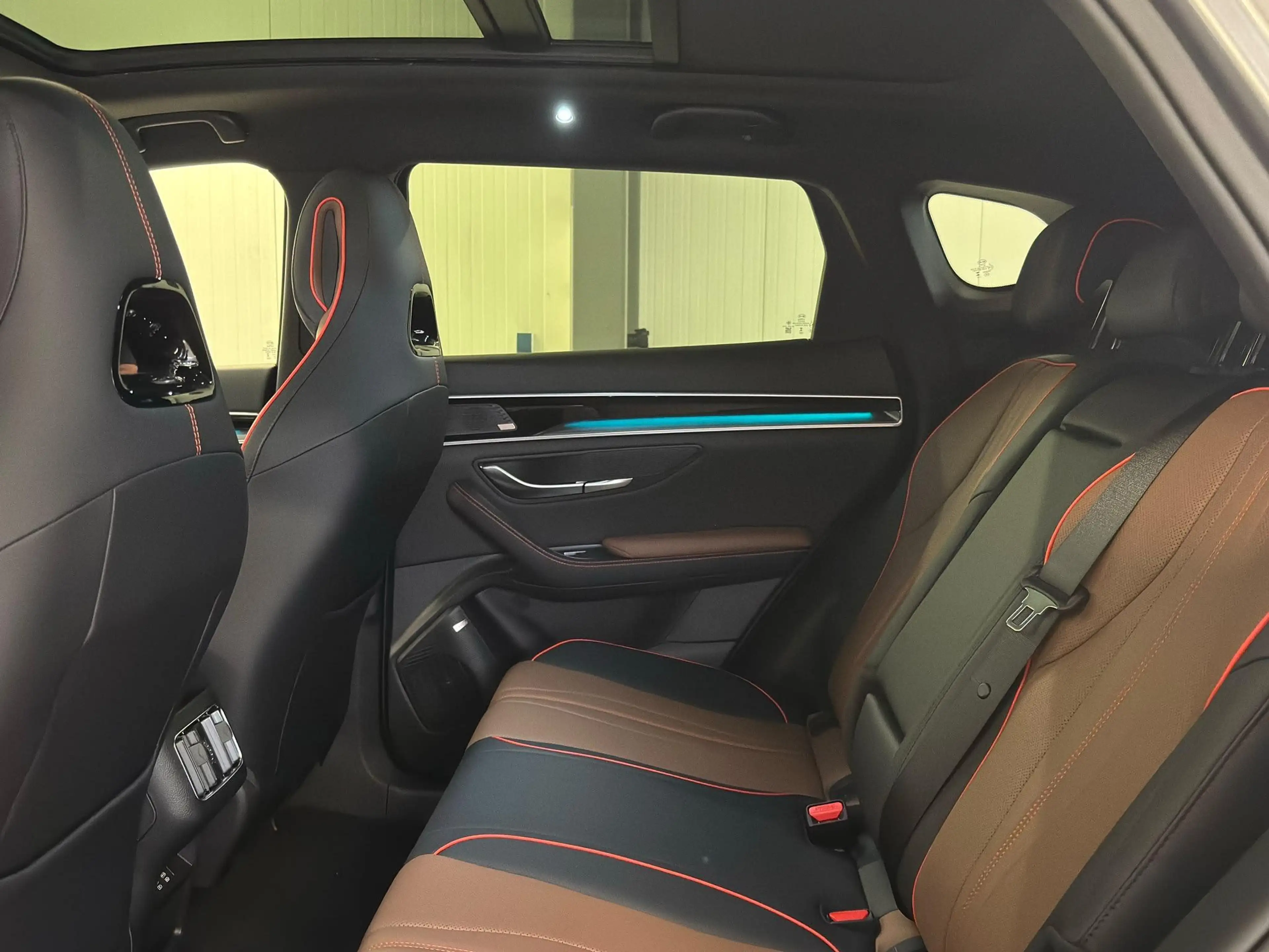BYD Seal U 1.5 DM-i FWD Boost | Van: € 39.763,- nu rijklaar v — photo 8