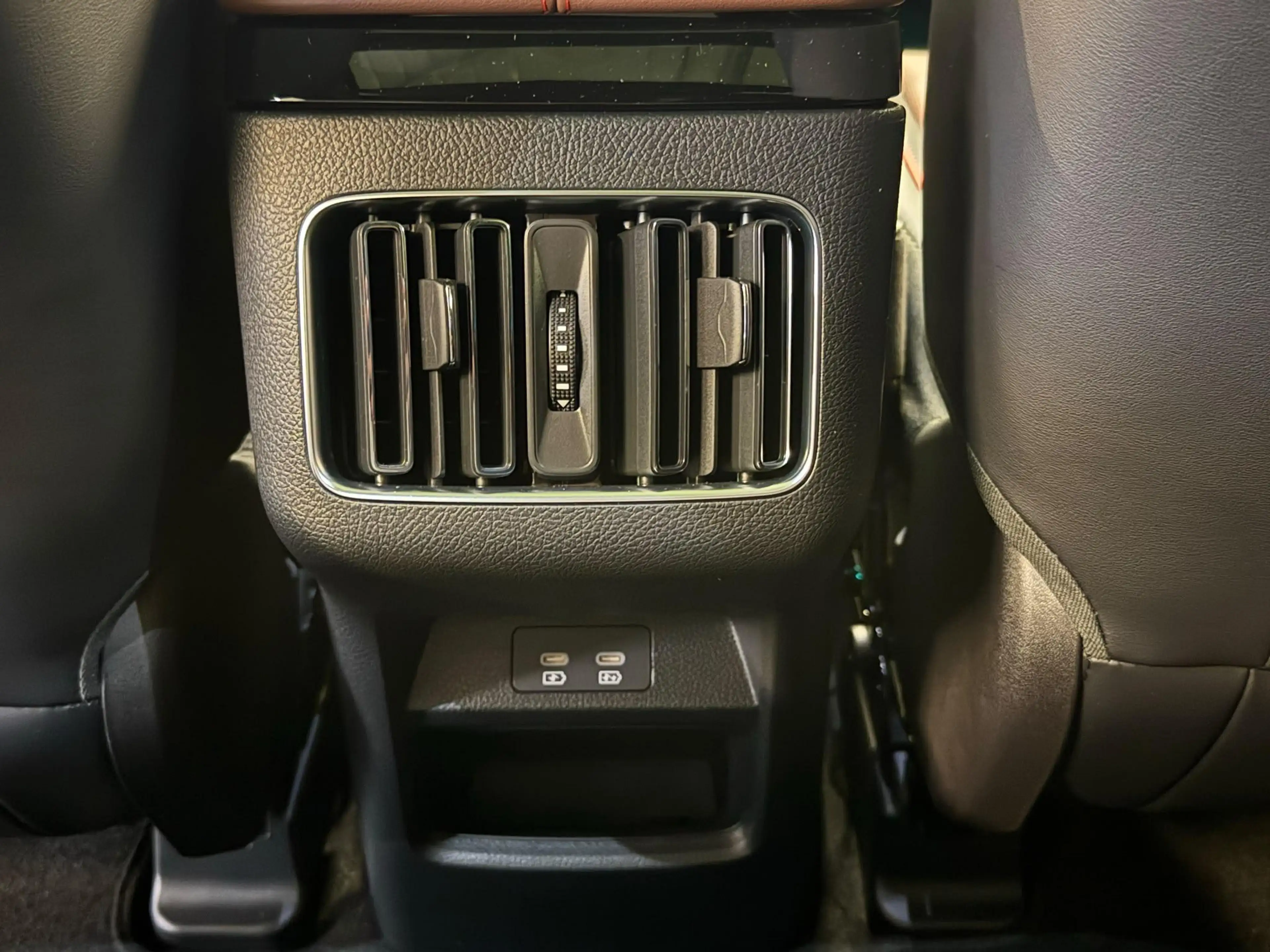 BYD Seal U 1.5 DM-i FWD Boost | Van: € 39.763,- nu rijklaar v — photo 44