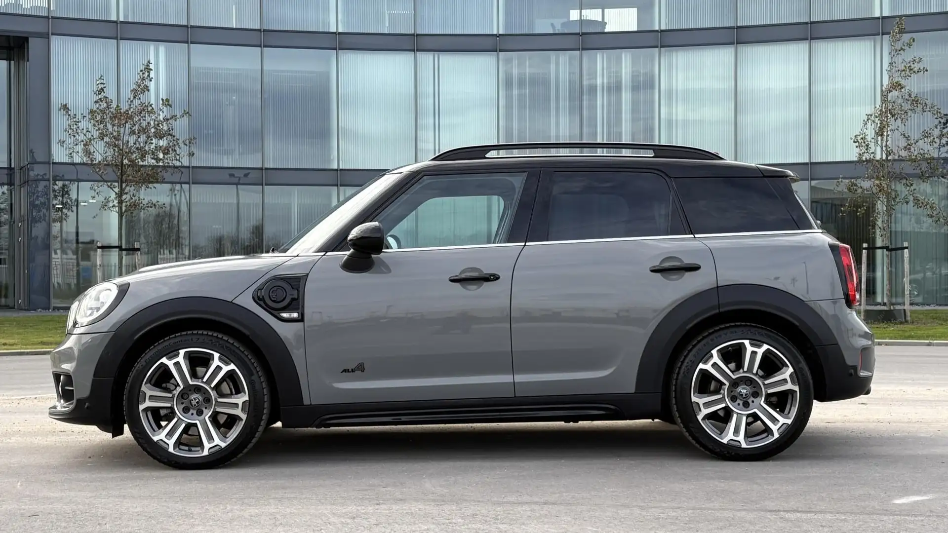 MINI Cooper SE Countryman Mini 2.0 ALL4 Chili HUD SD H/K Leer 19" Etc Gris - 2