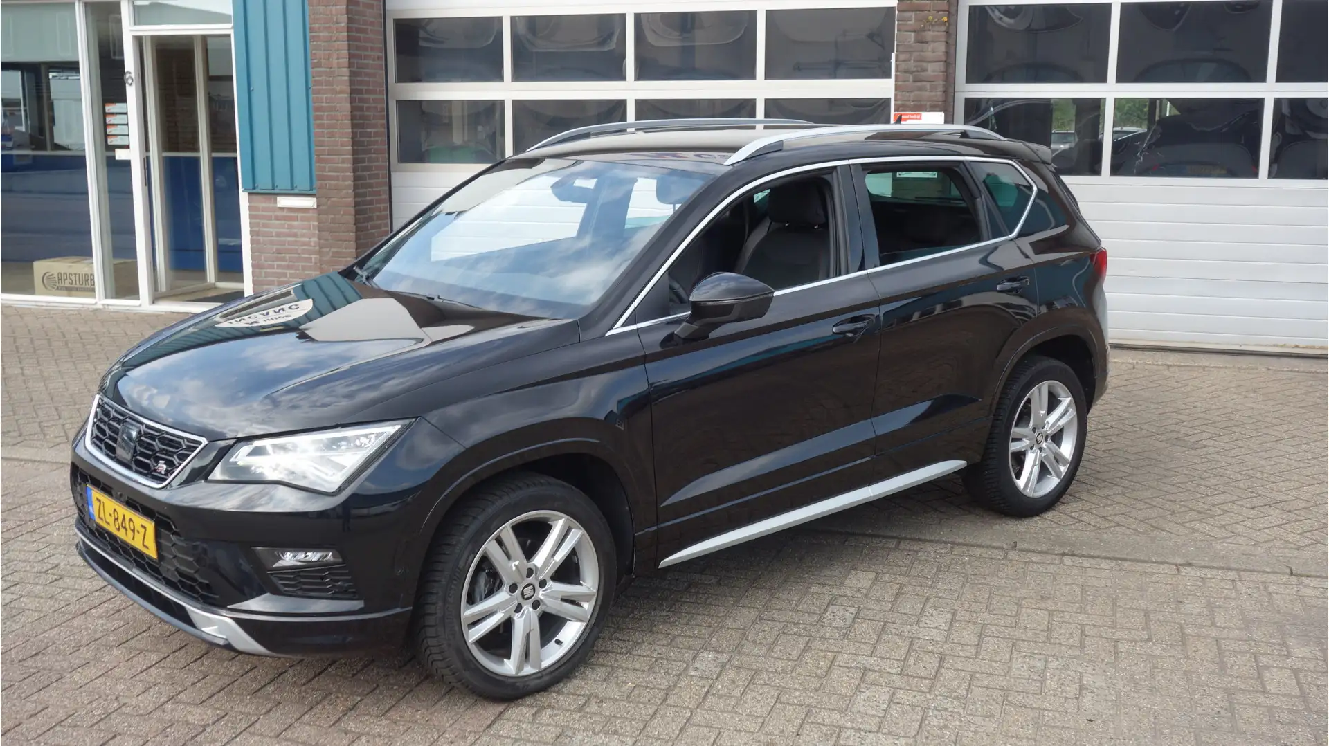 SEAT Ateca 1.5 TSI FR Business Intense Noir - 2