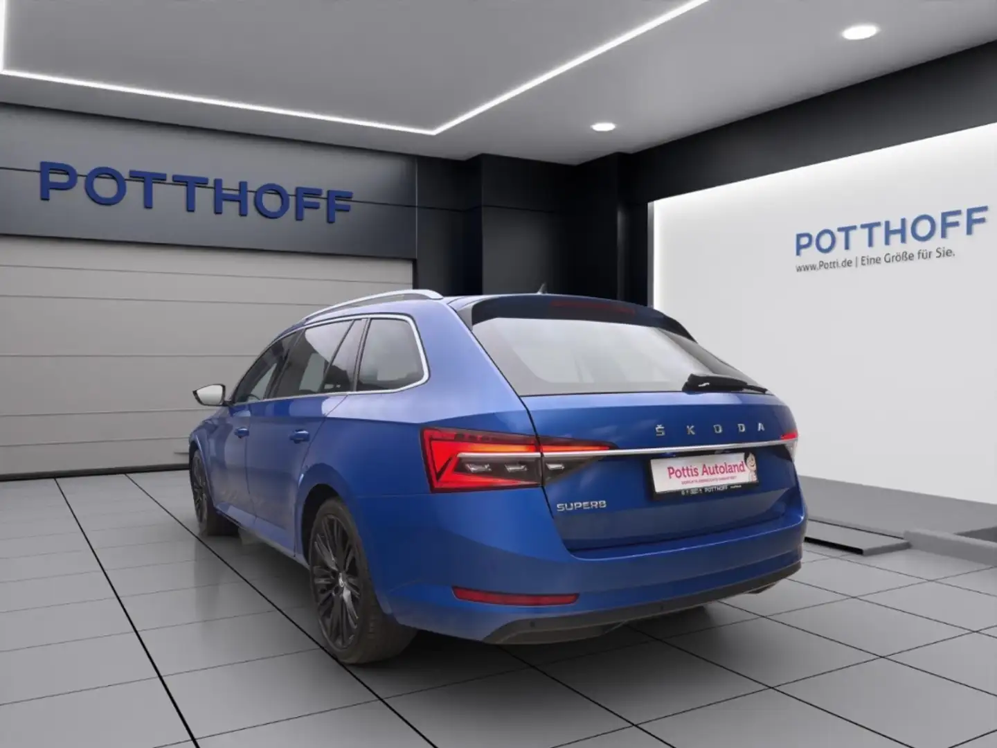 Skoda Superb Combi 2.0 TDI DSG STYLE NAVI ACC SITZHZG PDC Bleu - 2