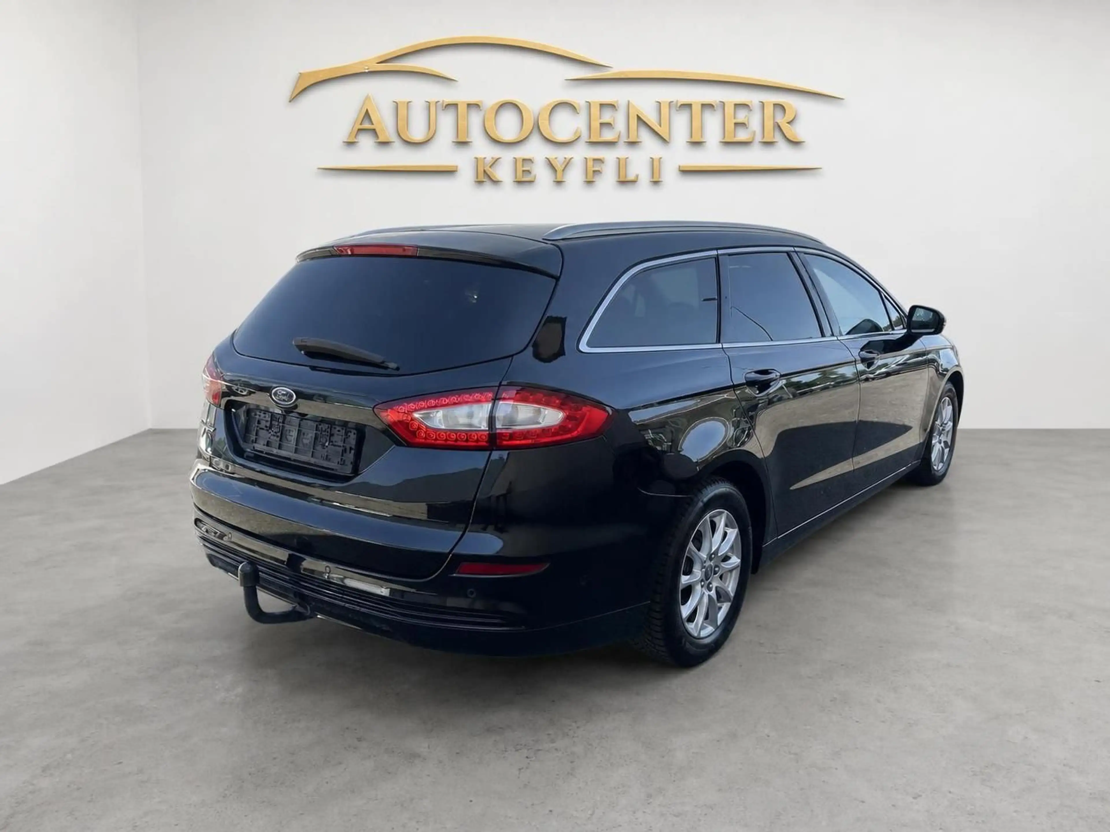 Ford Mondeo 2,0 TDCI Titanium*AUTOMATIK*KAMERA*PANORA — photo 4