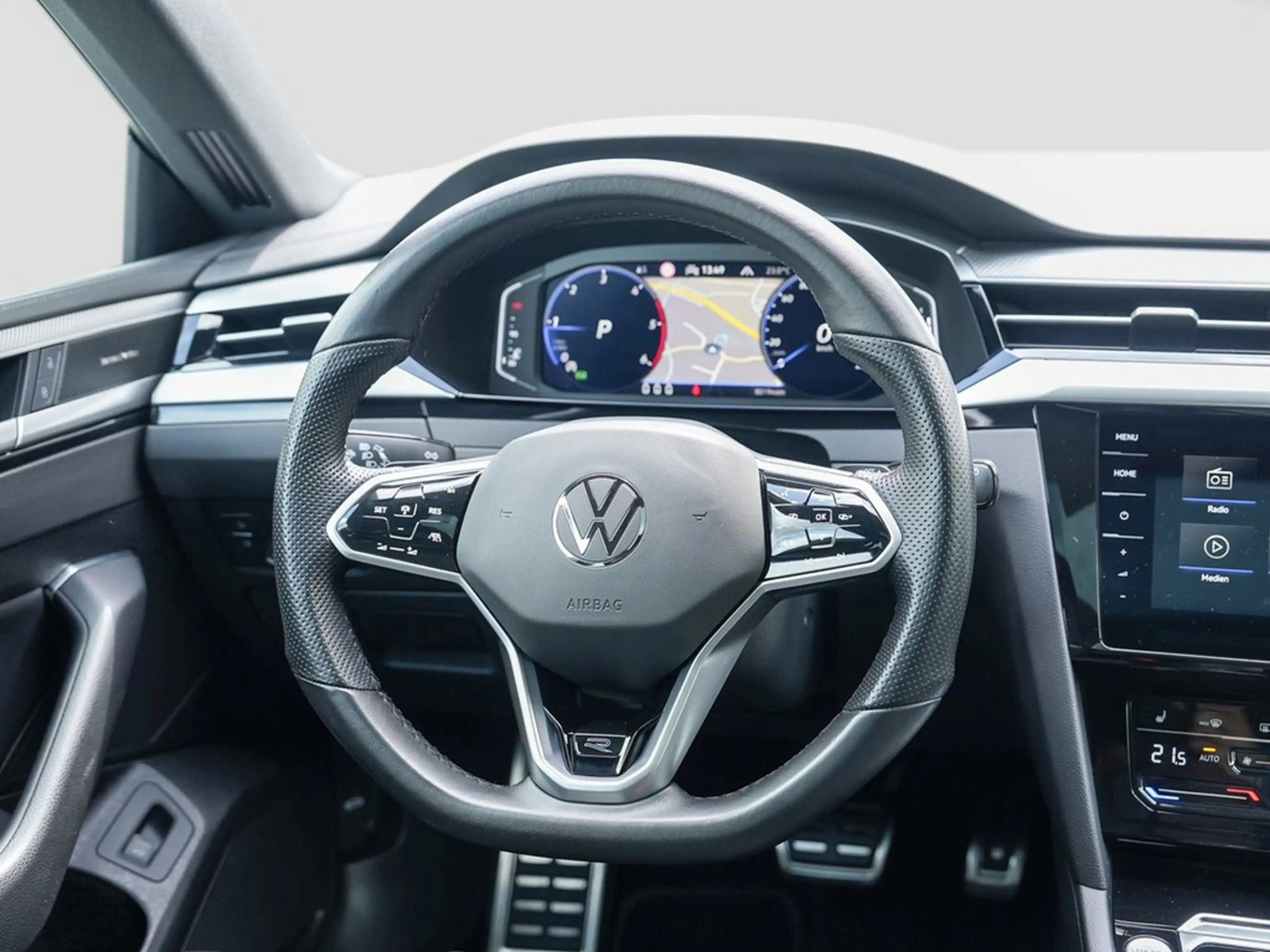 Volkswagen Arteon Shooting Brake 2.0 TDI DSG R-Line *LED*Panorama... — photo 12