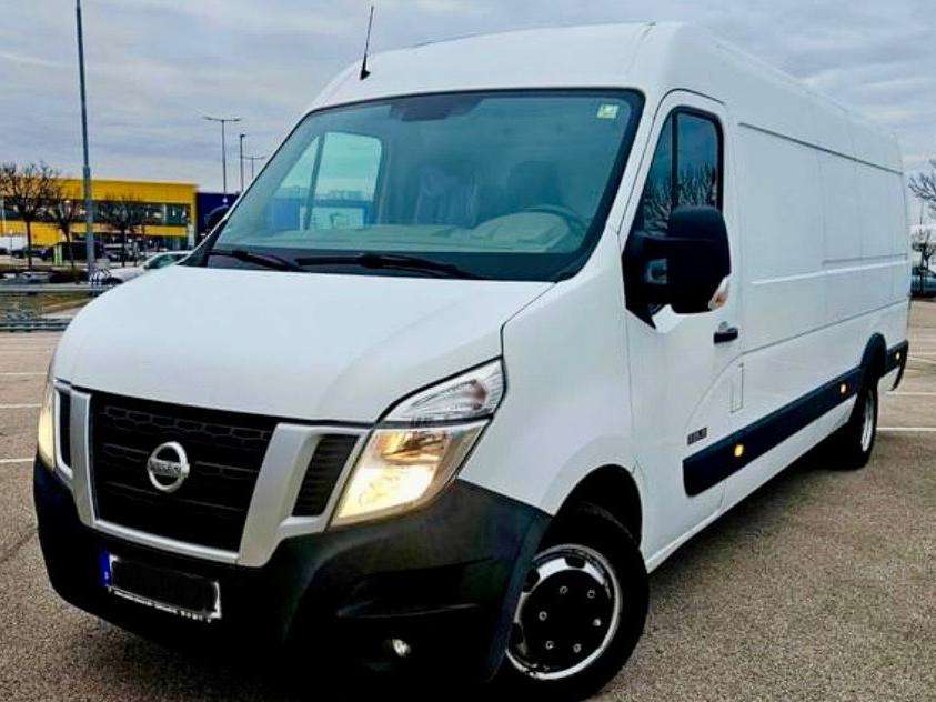 Second hand Nissan Nv 2.3