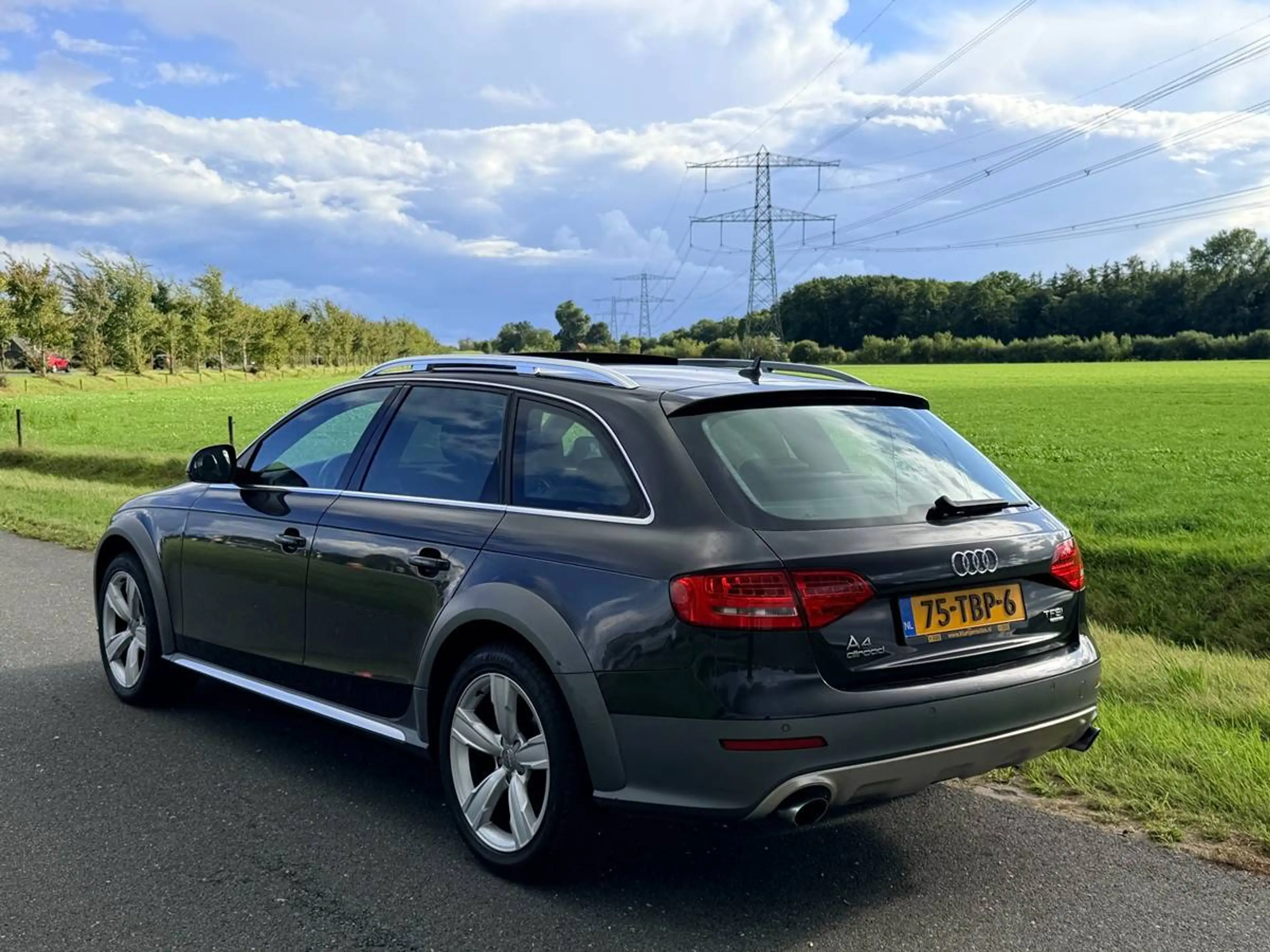 Audi A4 allroad 2.0 TFSI Pro Line, 2e Eig., Motor gereviseerd, Pano, Xenon, Haak, Navi, ECC — photo 4