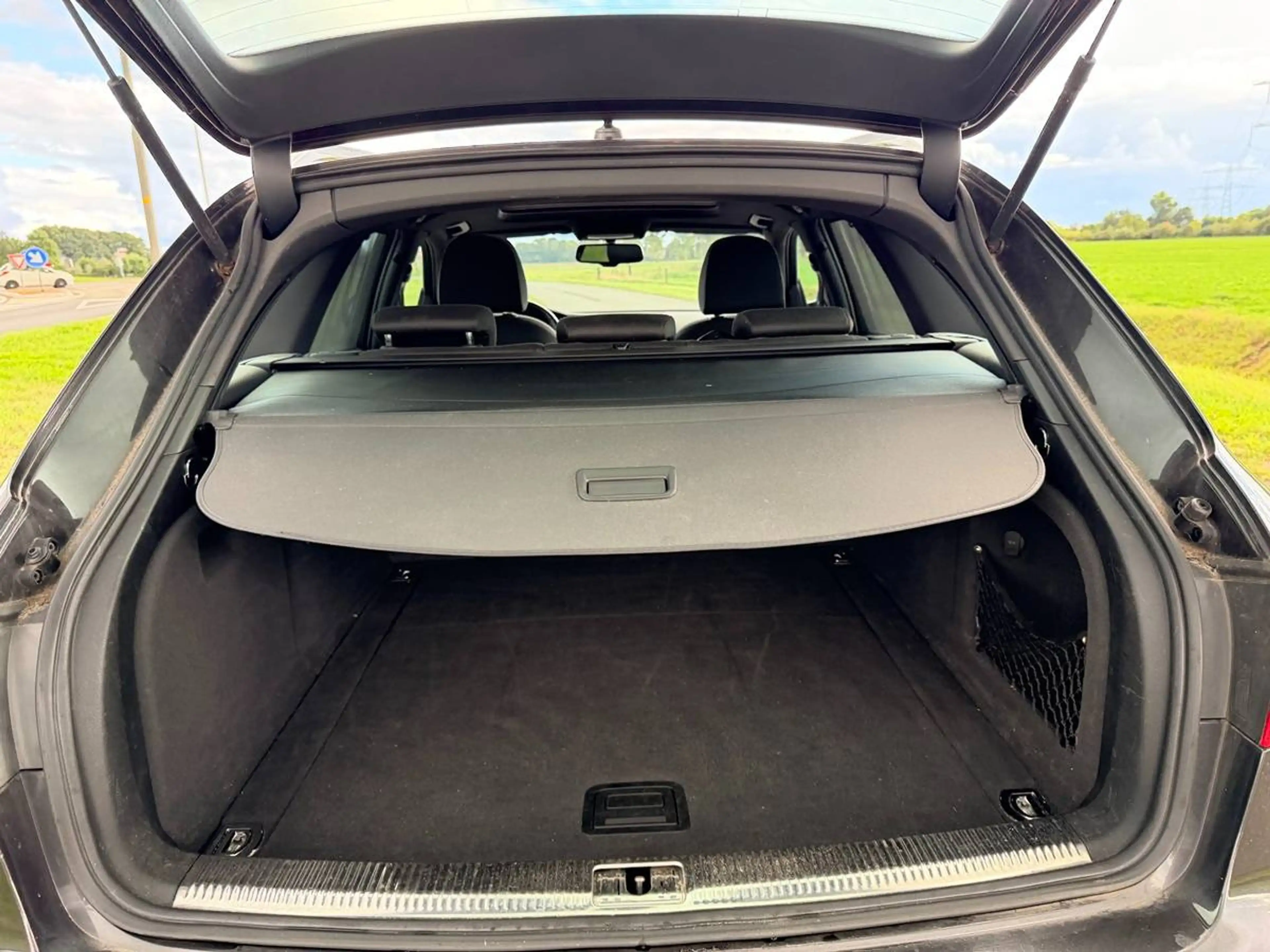 Audi A4 allroad 2.0 TFSI Pro Line, 2e Eig., Motor gereviseerd, Pano, Xenon, Haak, Navi, ECC — photo 13