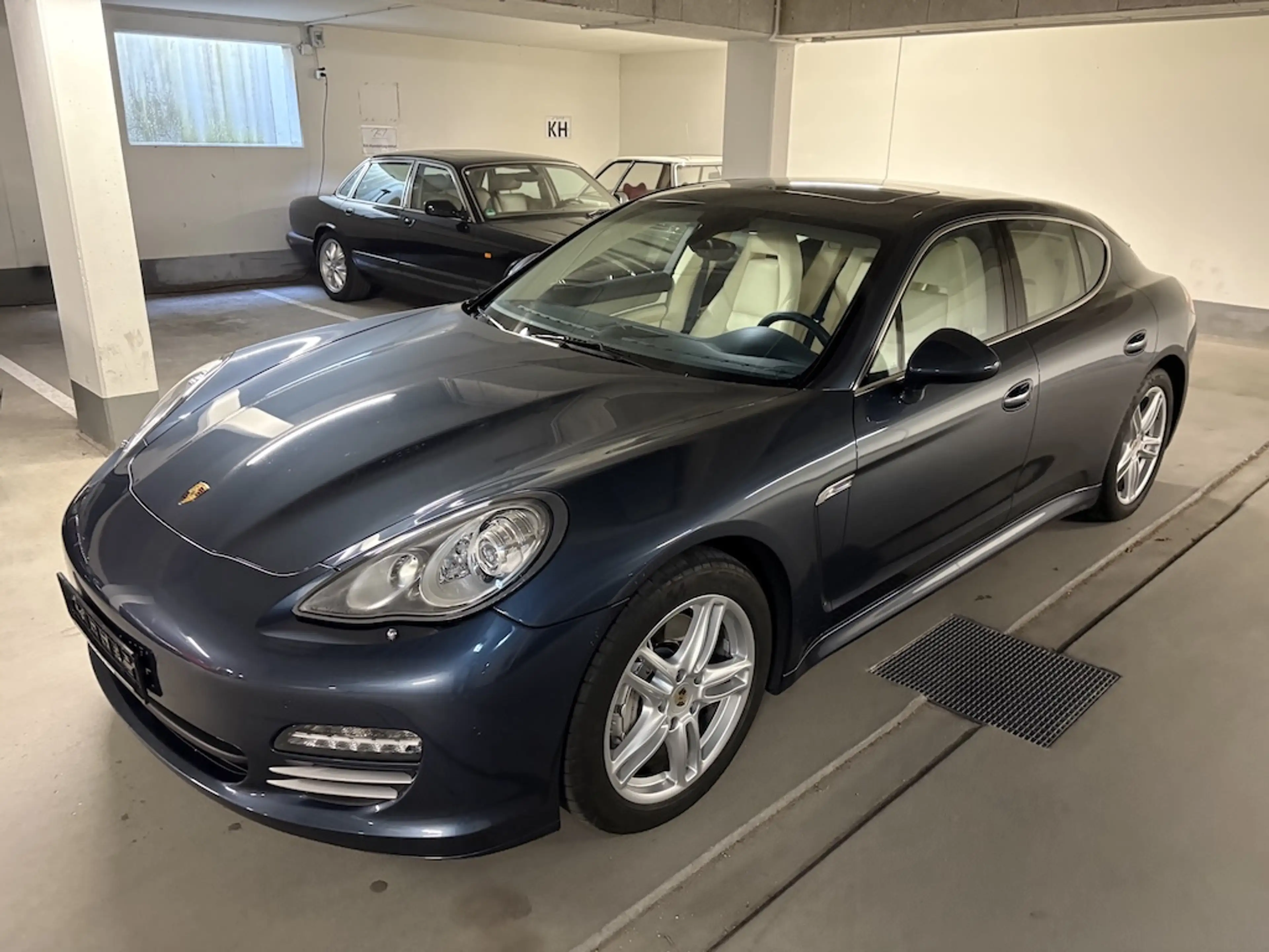 Porsche Panamera 4 S**Klappe**44´km**20"RS Spyder**TOP 1A — photo 2