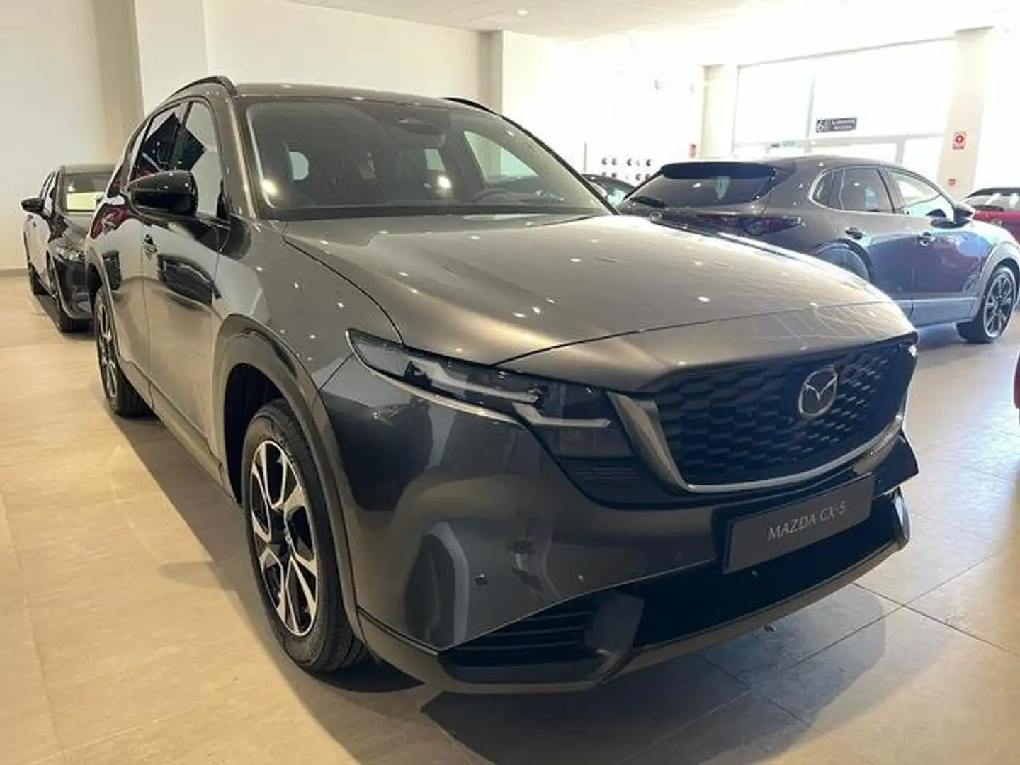 Mazda CX-5 2.5 e-Skyactiv-G MHEV Centre-Line FWD Aut. Gris - 1