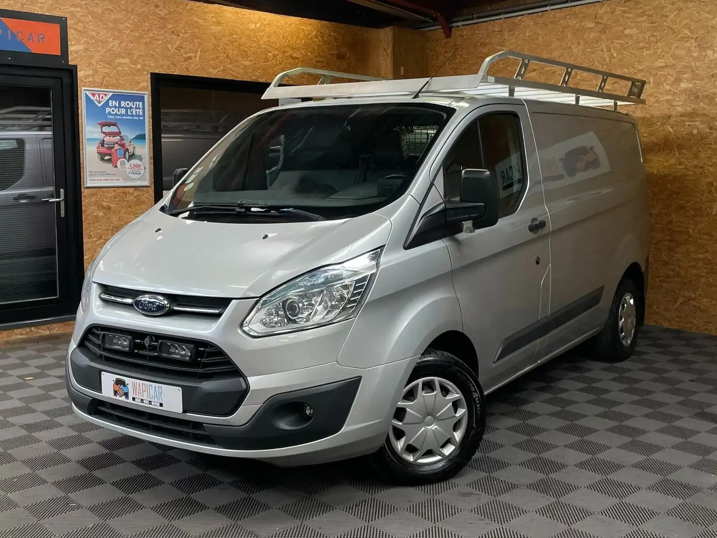 Ford Transit Custom 2.2 TDCi utilitaire galerie+echelle Zilver - 2
