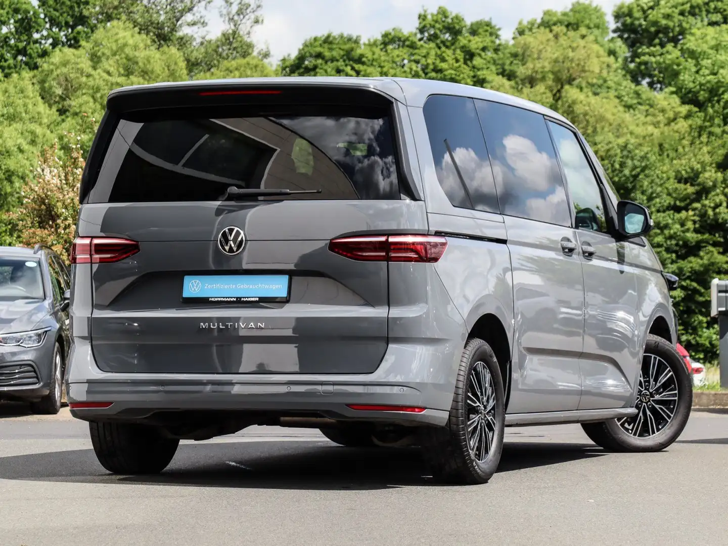 Volkswagen T7 Multivan T1.5 Multivan TSI DSG Life Kamea Navi L Gris - 2