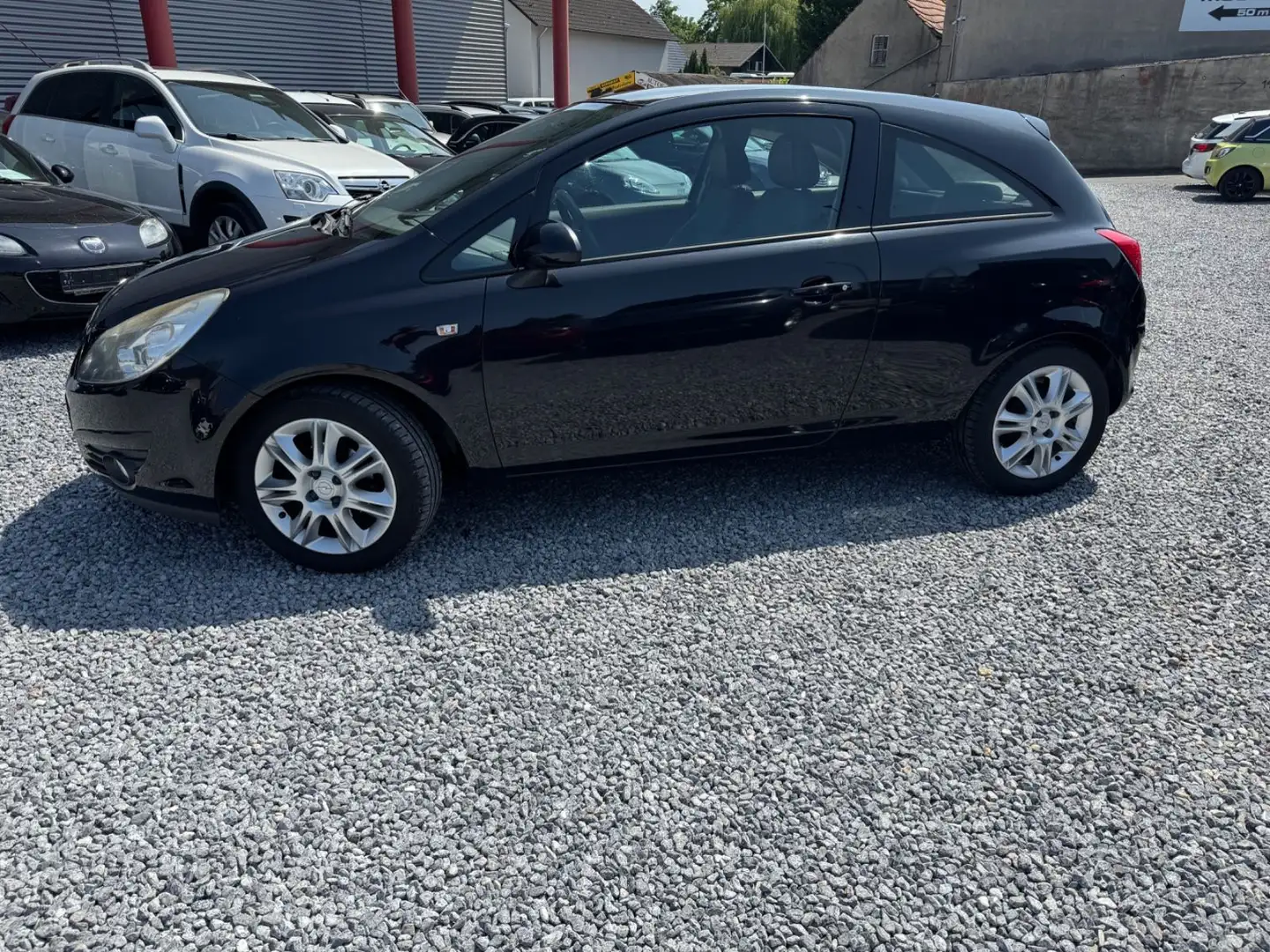 Opel Corsa D Innovation "110 Jahre" Schwarz - 2