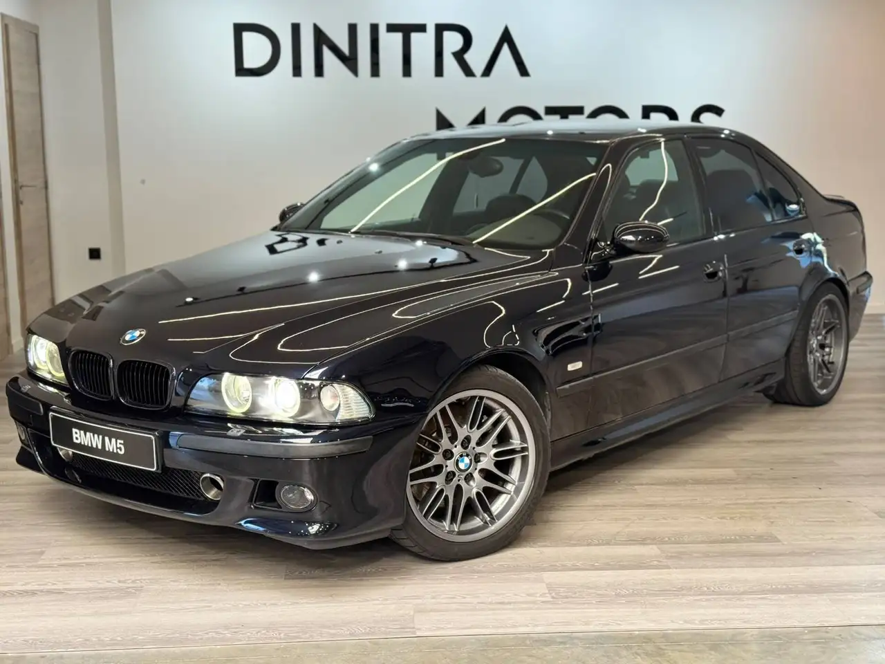 BMW M5 4.9i V8 CNG - *TOPSTAAT!, foto 3