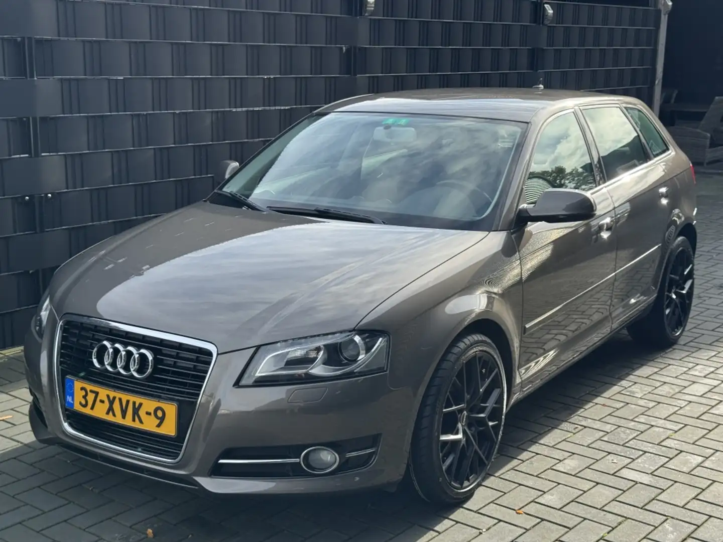 Audi A3 Sportback 1.2 TFSI Attr. Adv| CLIMA| NAVI| CRUISE| Bruin - 1