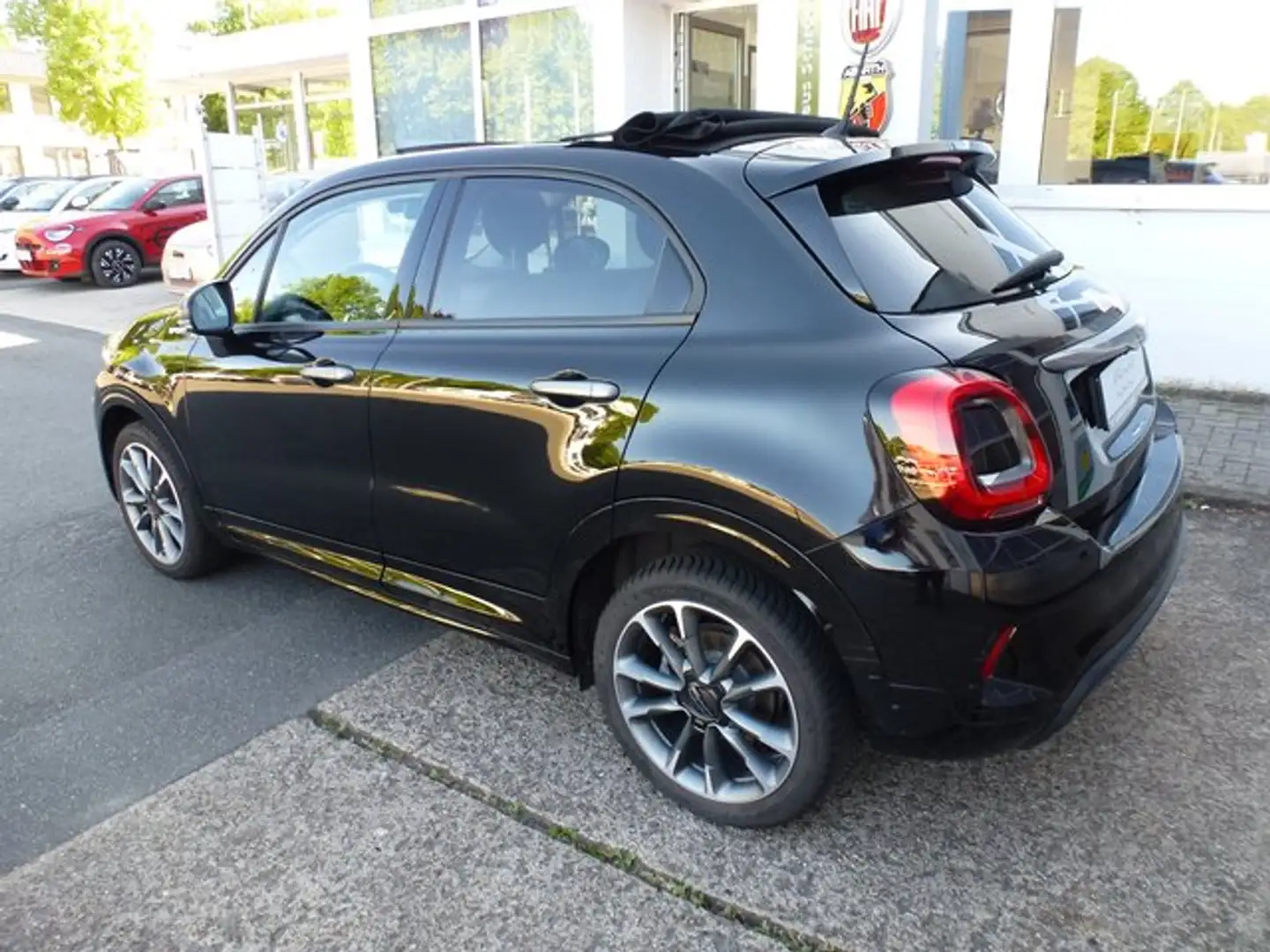 Fiat 500X Dolcevita Sport 1,5 96kW(130PS) Faltdach Voll-LED Schwarz - 2