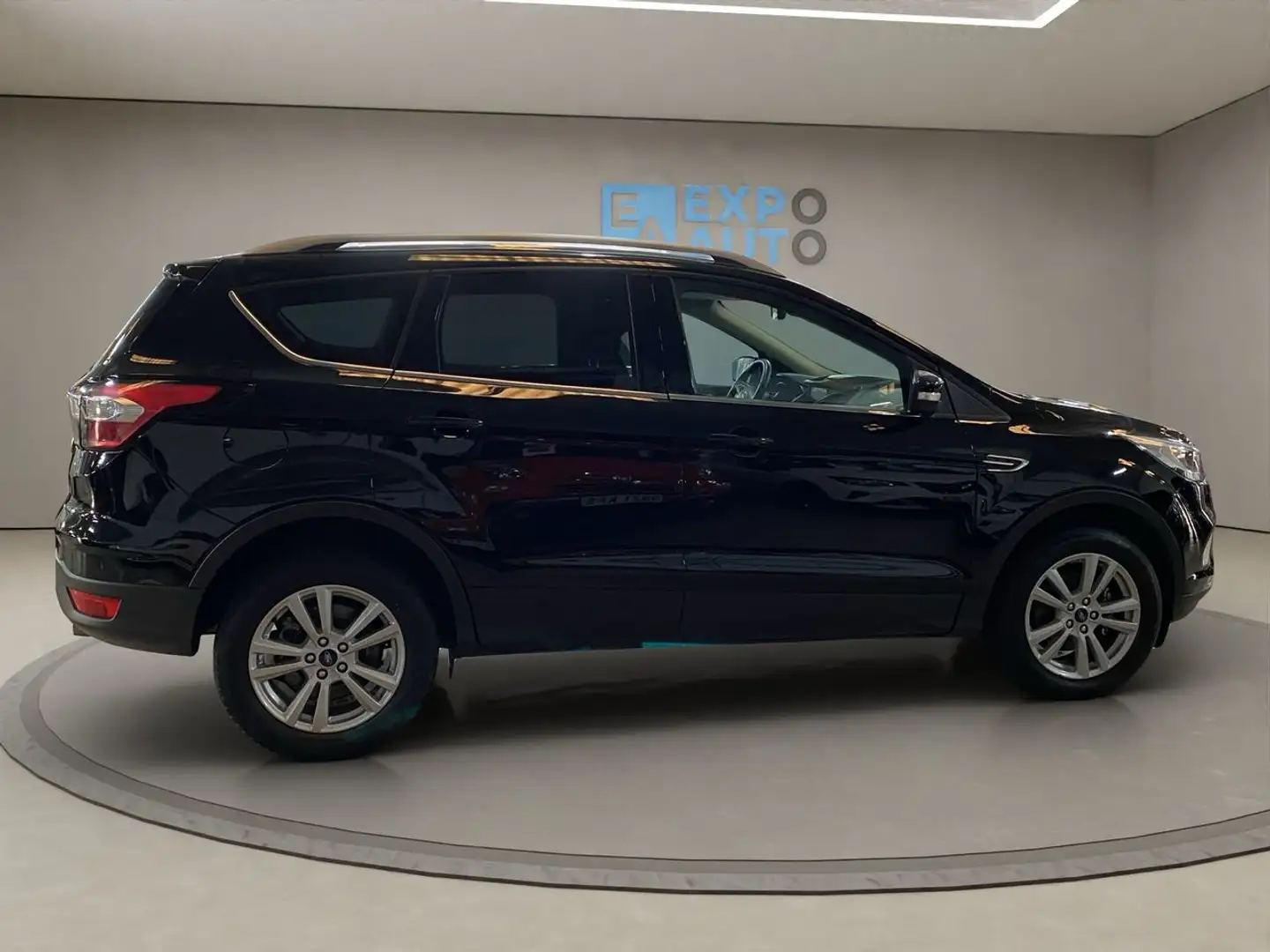 Ford Kuga 1.5 EcoB. Auto S&S Trend 4x2 120 Negro - 2