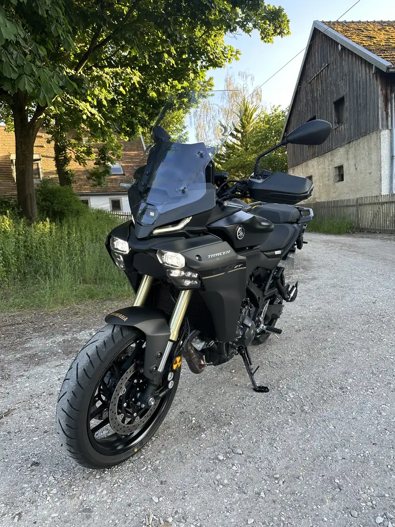 Yamaha Tracer 9 GT 2025 MATRIX LED Tech Black Quickshifter wie NEU Schwarz - 1