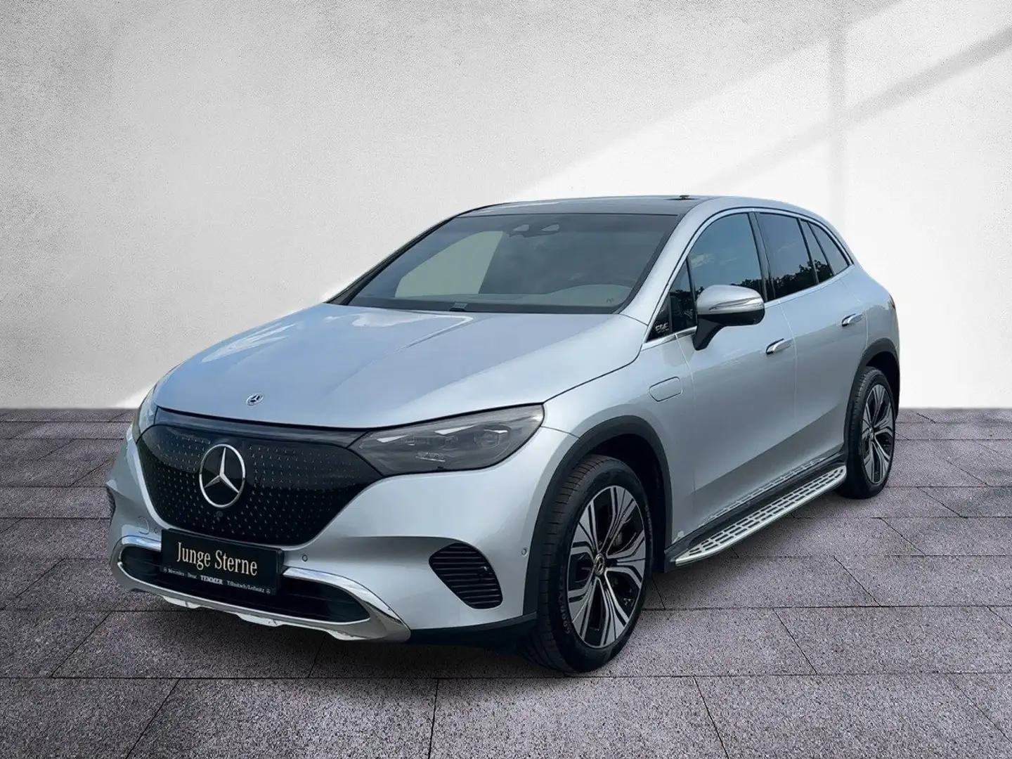 Mercedes-Benz EQE SUV EQE 350 4M SUV NP: 108.556 PREM AHV AIR DISTR Silber - 2