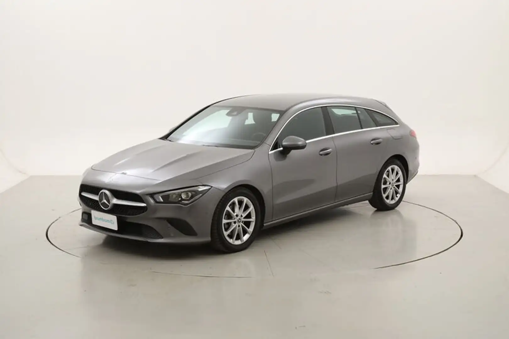 Mercedes-Benz CLA 180 180d Shooting Brake Business Extra Auto 2.0 Diesel Gris - 1