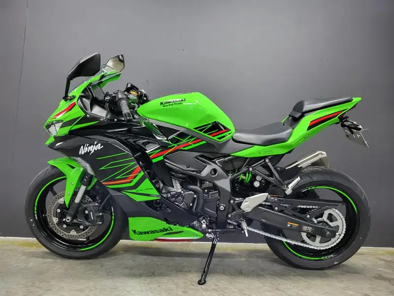 Kawasaki ZX-4RR - hoogtoerig - foto 6