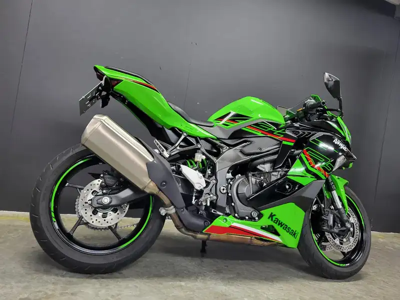 Kawasaki ZX-4RR - hoogtoerig - foto 3