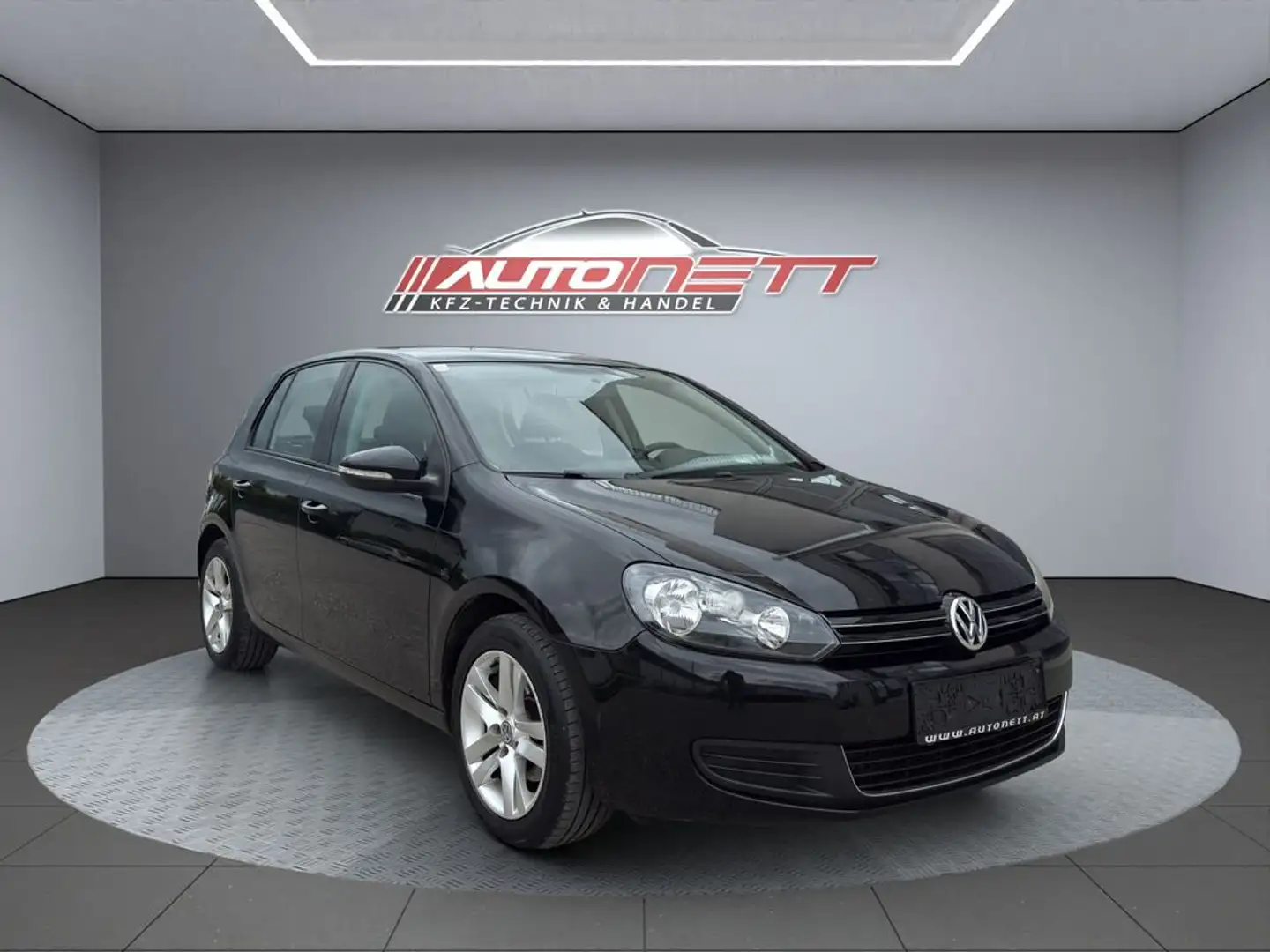 Volkswagen Golf Trendline Schwarz - 1