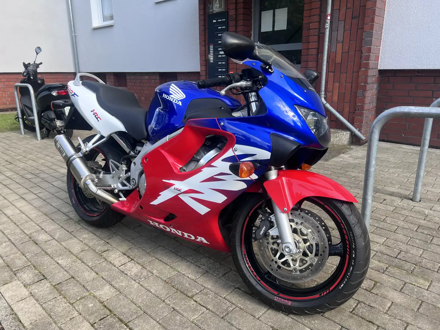 Honda CBR 600 - 1