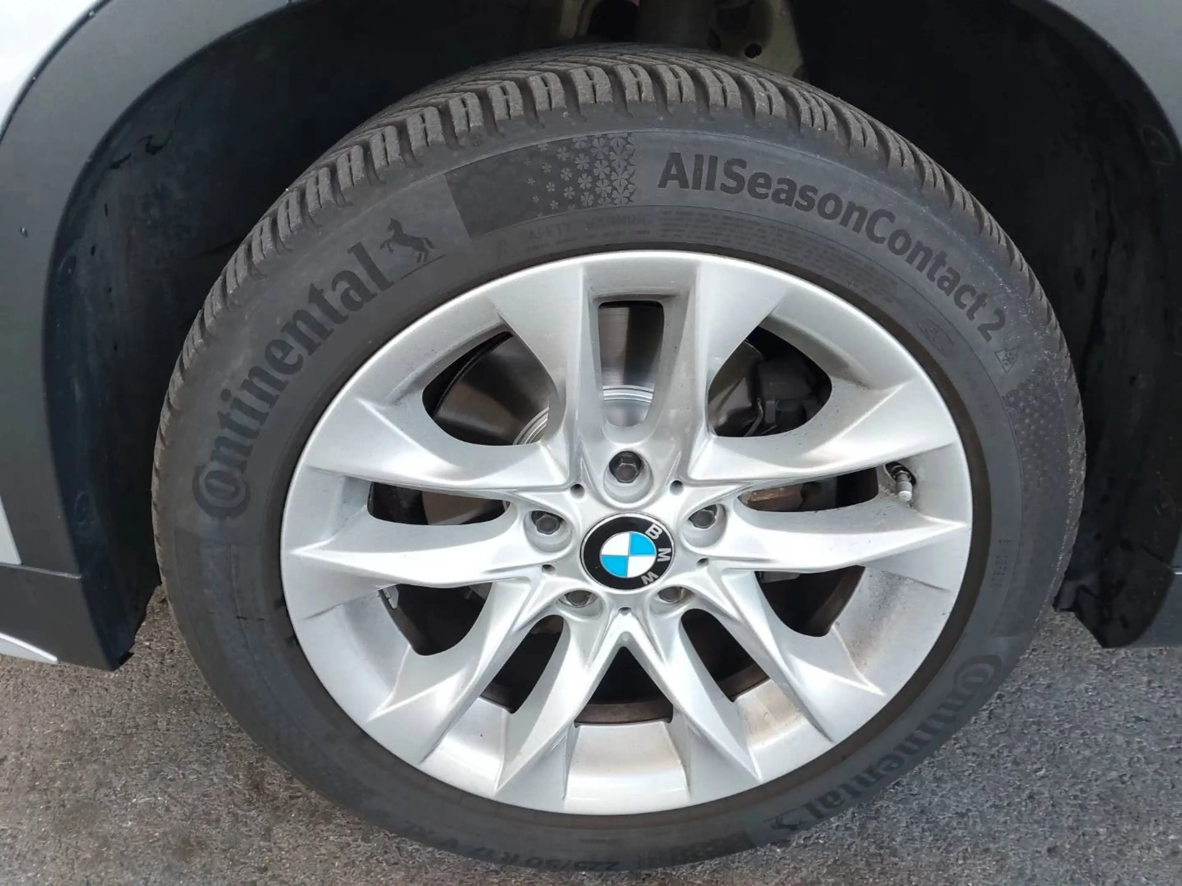 BMW X1 sDrive 18 i **1.HAND/NAVI/SHZ** — photo 9
