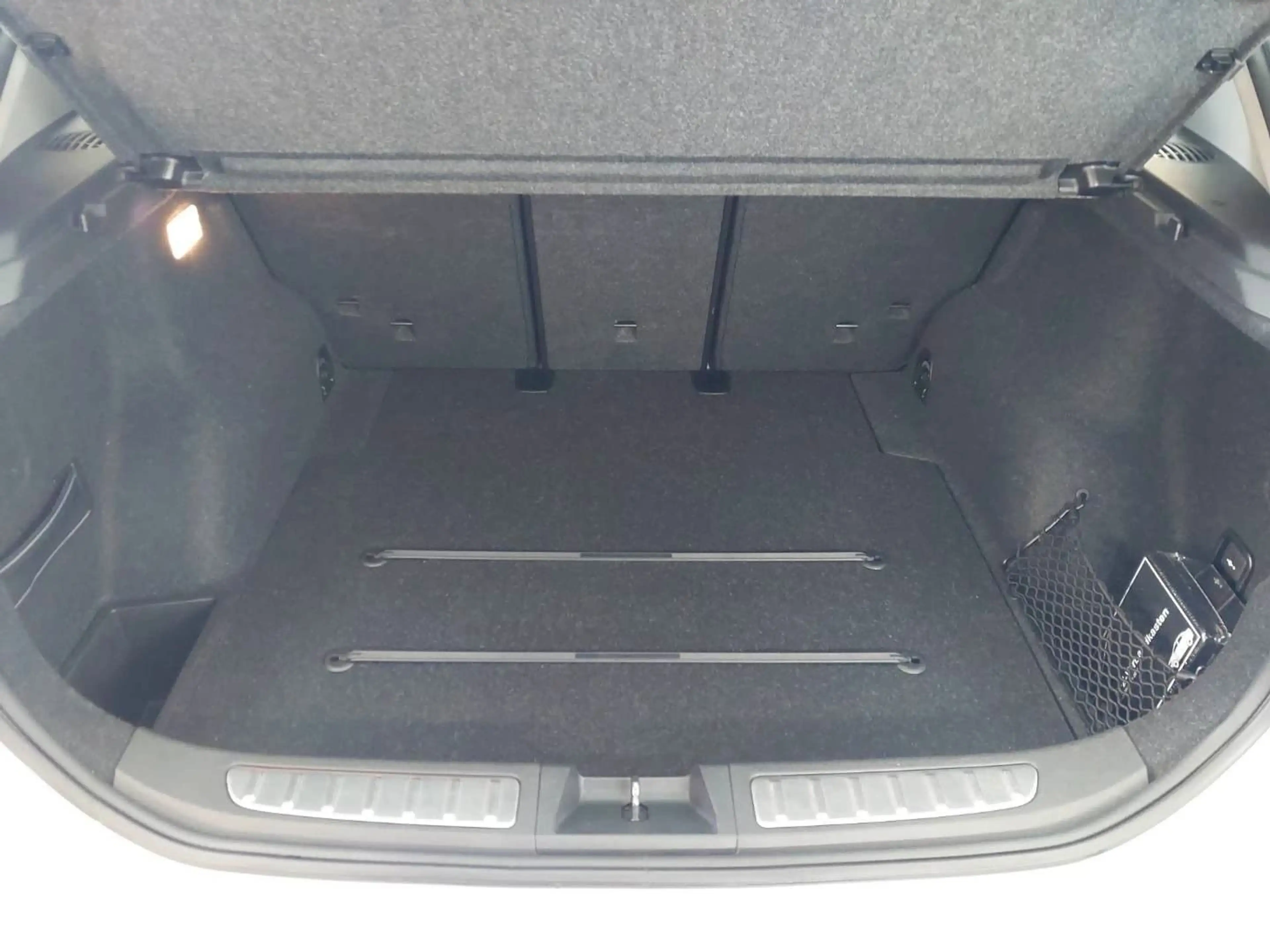 BMW X1 sDrive 18 i **1.HAND/NAVI/SHZ** — photo 15
