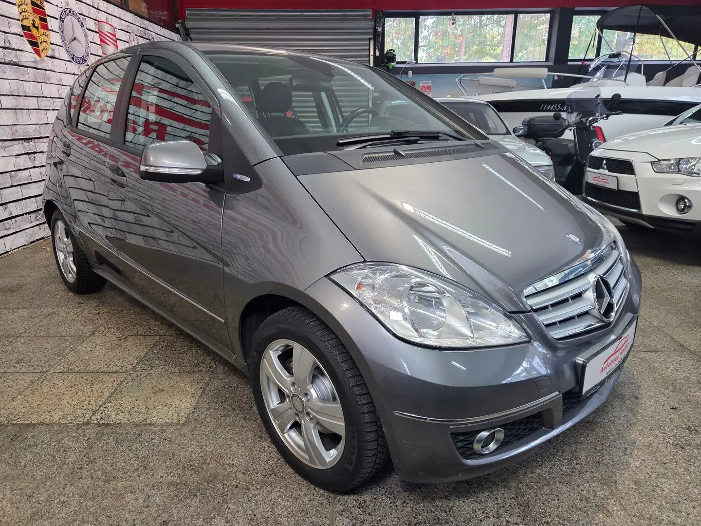 Mercedes-Benz A 160 Avantgarde *Tüv & Service NEU* Grau - 2