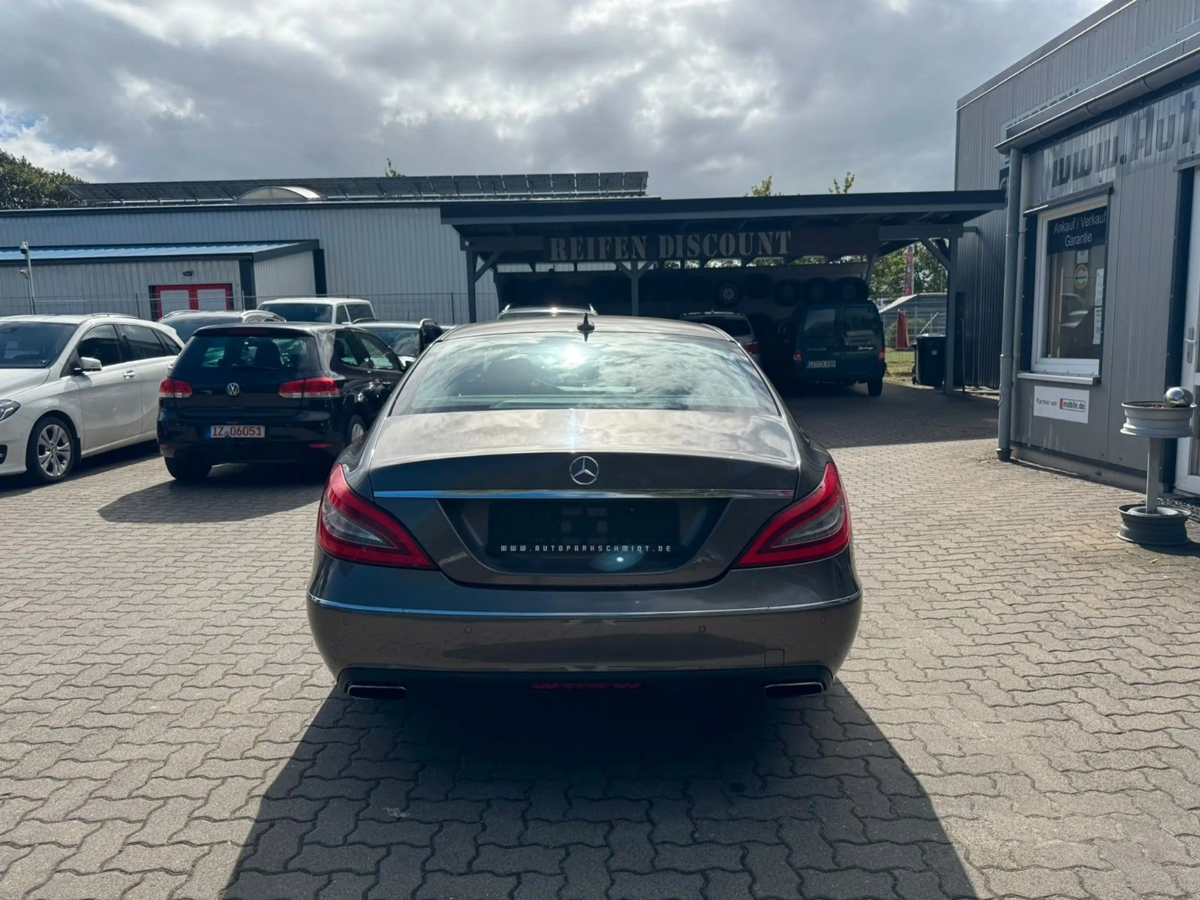 Mercedes-Benz CLS 350 CDI LEDER°TWA°SITZB°MASSAGE°PDC°LED°SH — photo 6