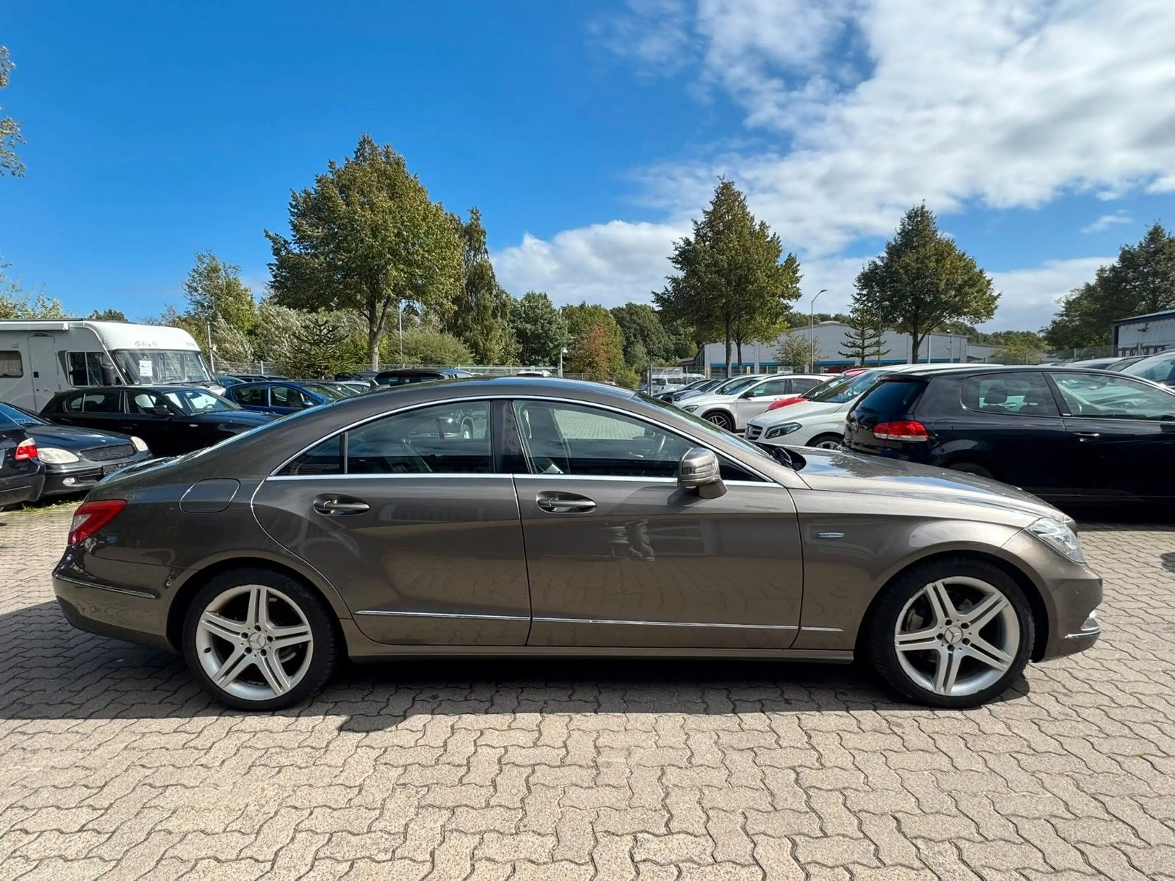 Mercedes-Benz CLS 350 CDI LEDER°TWA°SITZB°MASSAGE°PDC°LED°SH — photo 4