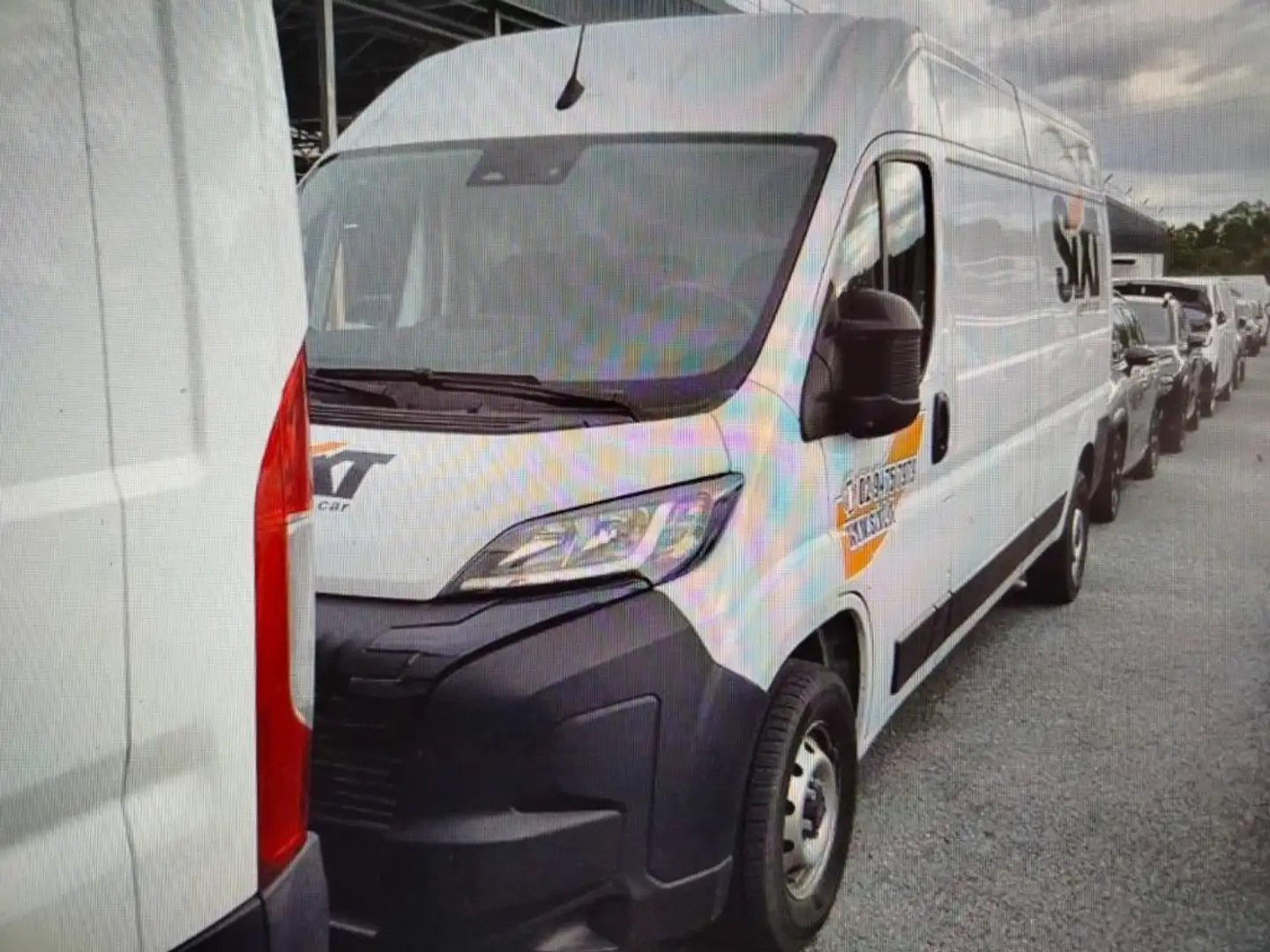 Peugeot Boxer 335 2.2 BlueHDi 140 S&S L3-H2 Cabinato bijela - 1