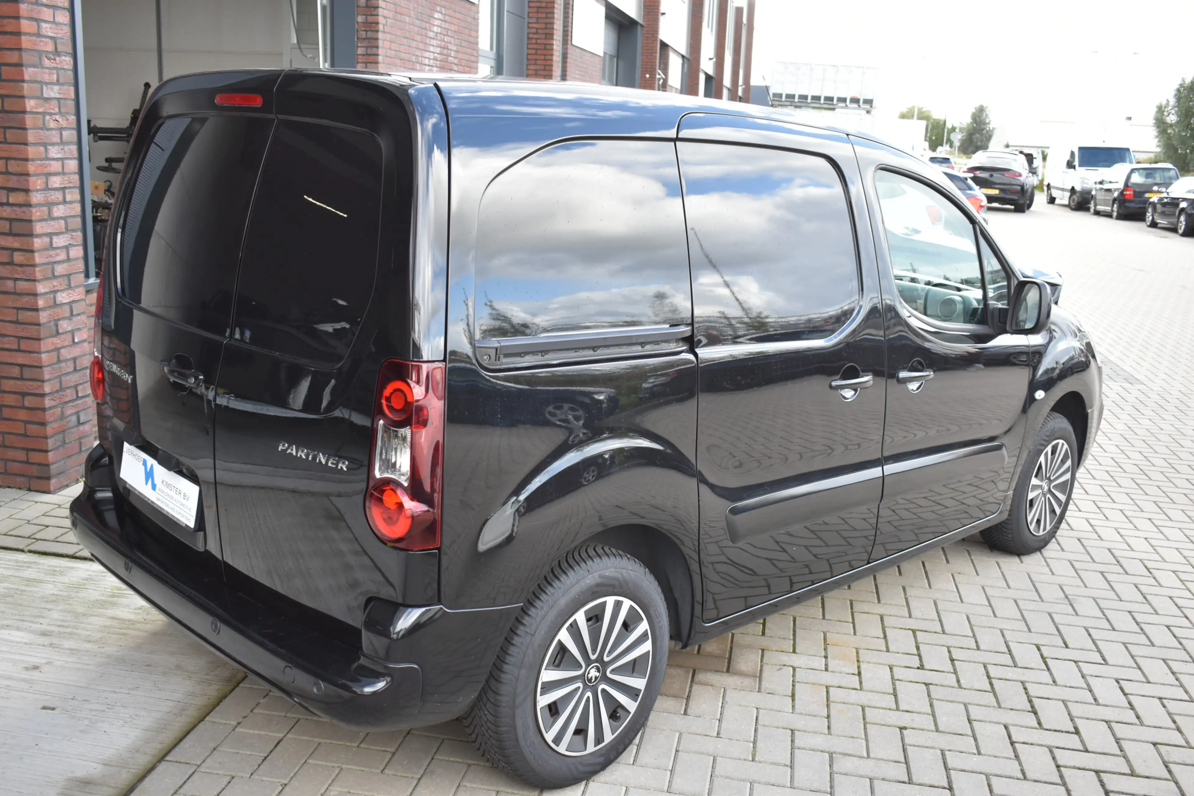 Peugeot Partner 120 1.6 BlueHDi 100 L1 XR Premium Pack — photo 2