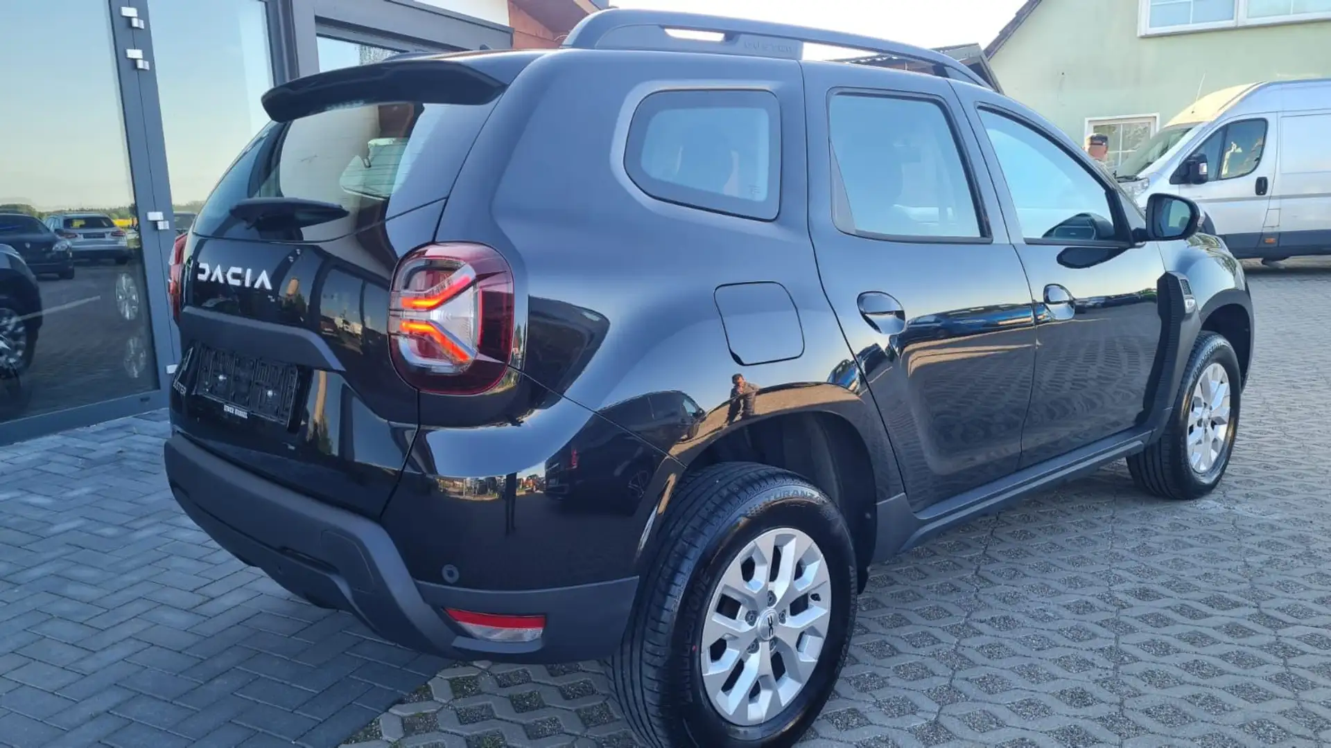 Dacia Duster II Expression Чорний - 2